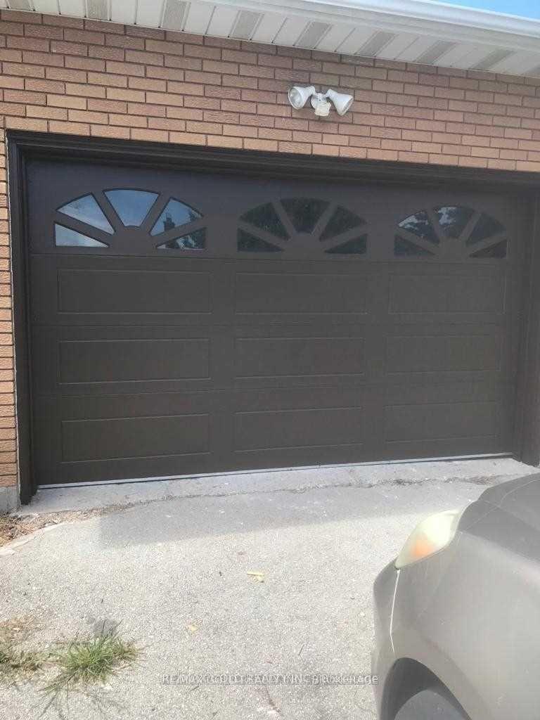 2119 Meadowbrook Road Upper #Upper — photo 1