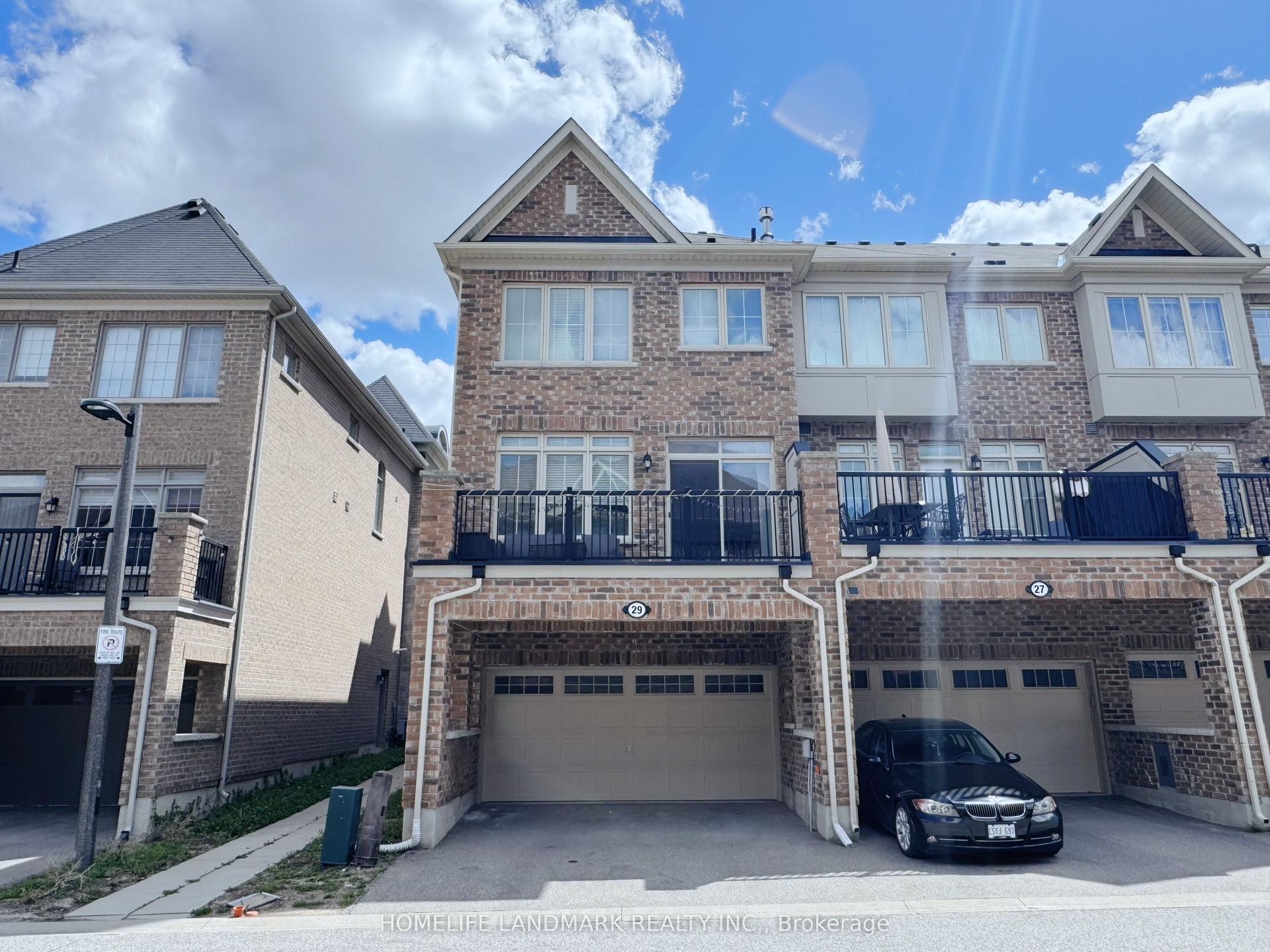 29 Sharbot Lane — photo 1