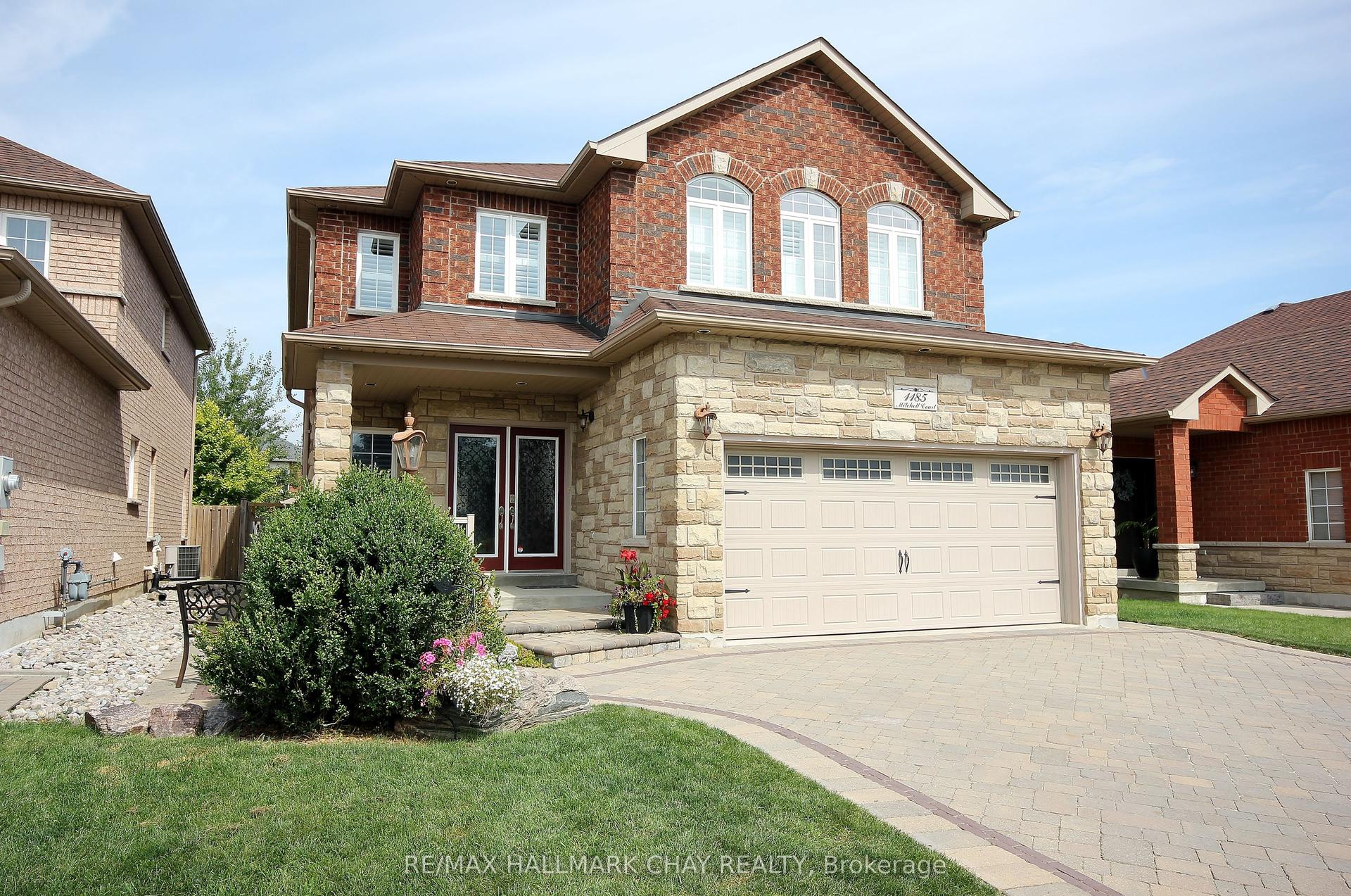 1185 Mitchell Court — photo 1