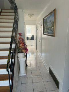 7304 Sills Road, Mississauga — Detached for lease, photo 1