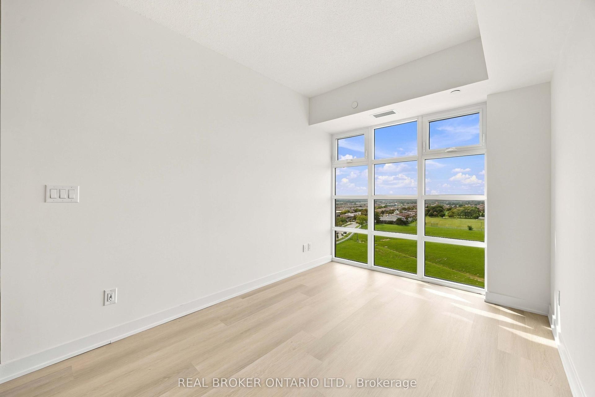 2825 Jane Street 915 #915, Toronto — Condo for lease, photo 1