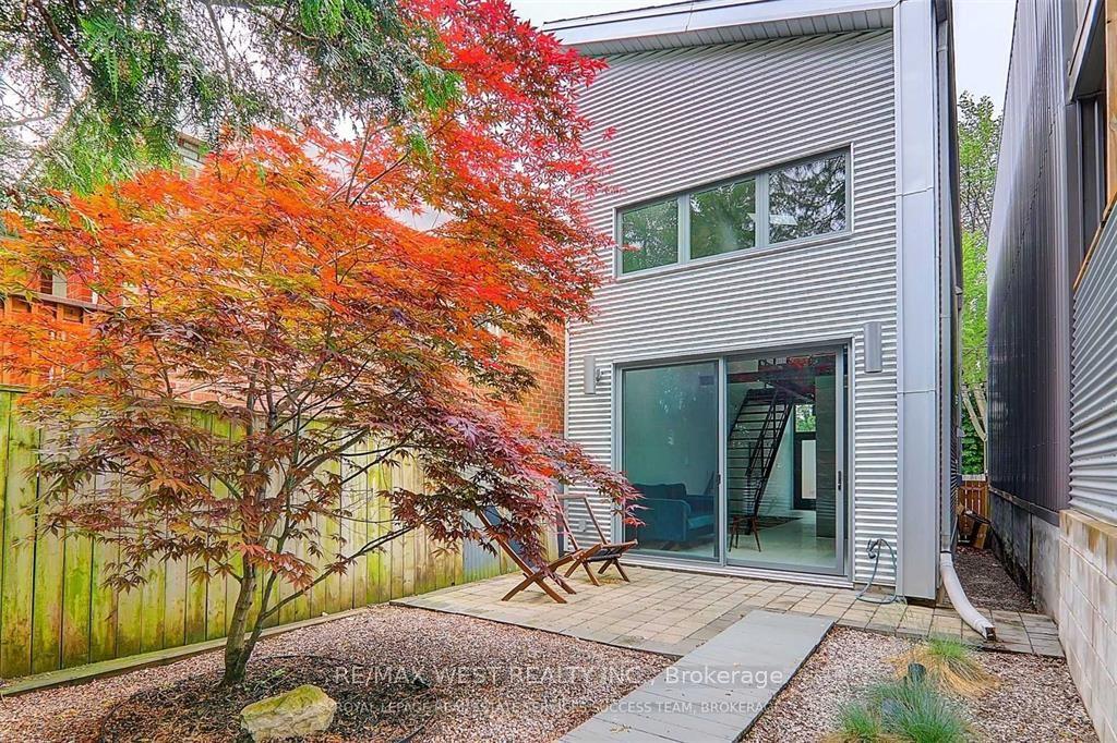 781 Craven Road — photo 1