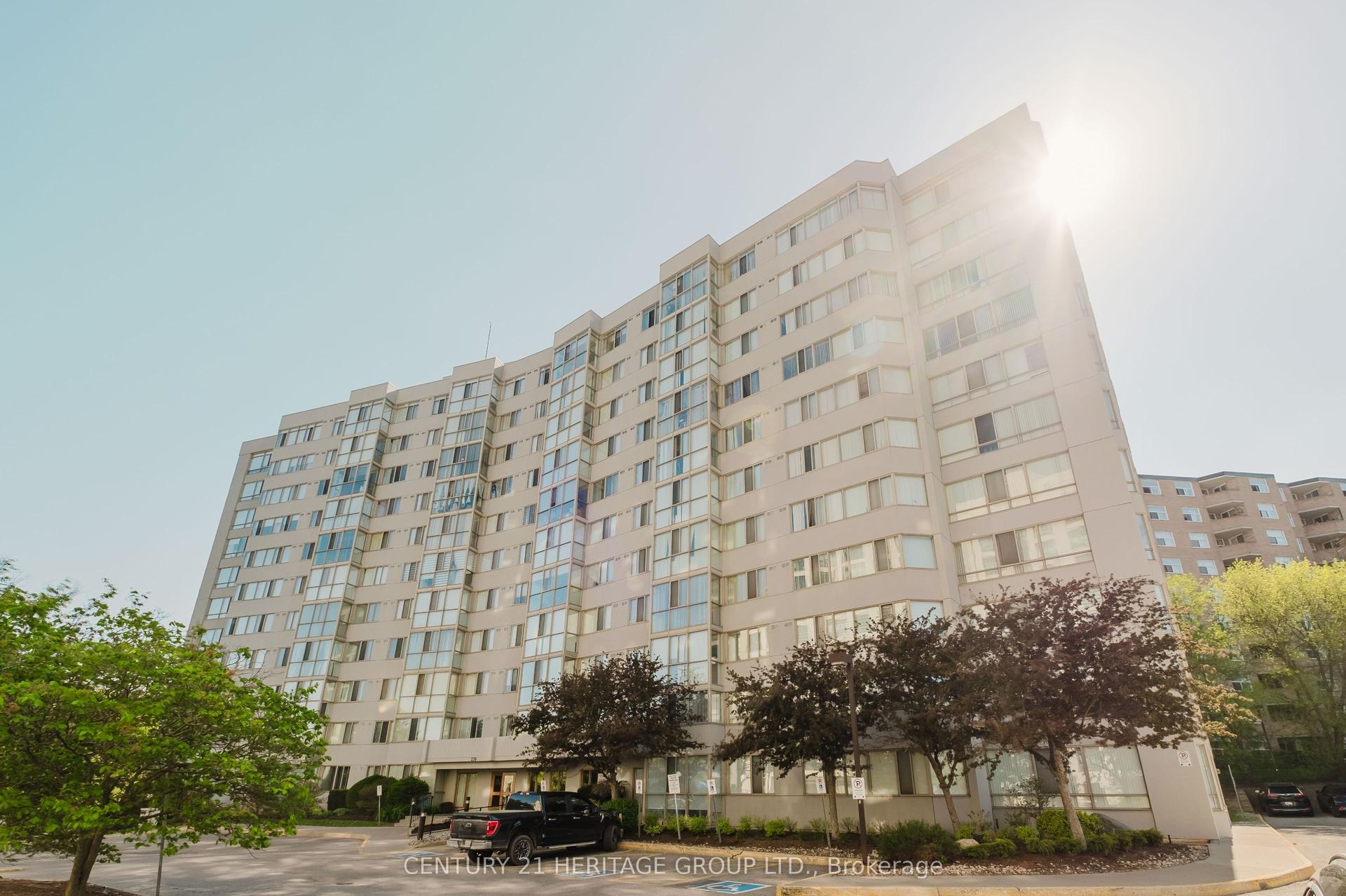 270 Davis Drive 209 #209, Newmarket — Condo for sale, photo 1