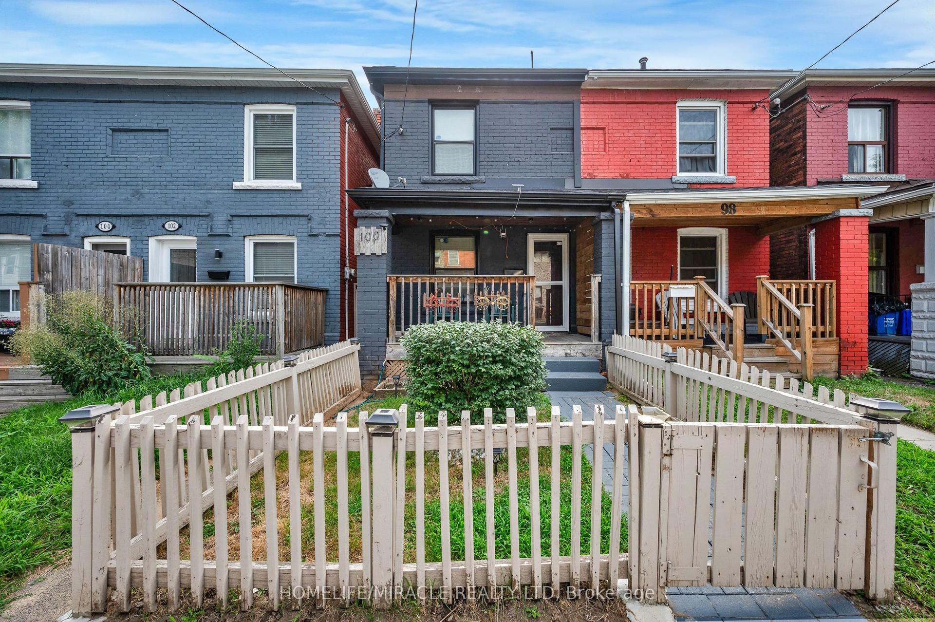 100 Gibson Avenue, Hamilton — Semi-Detached for sale, photo 1