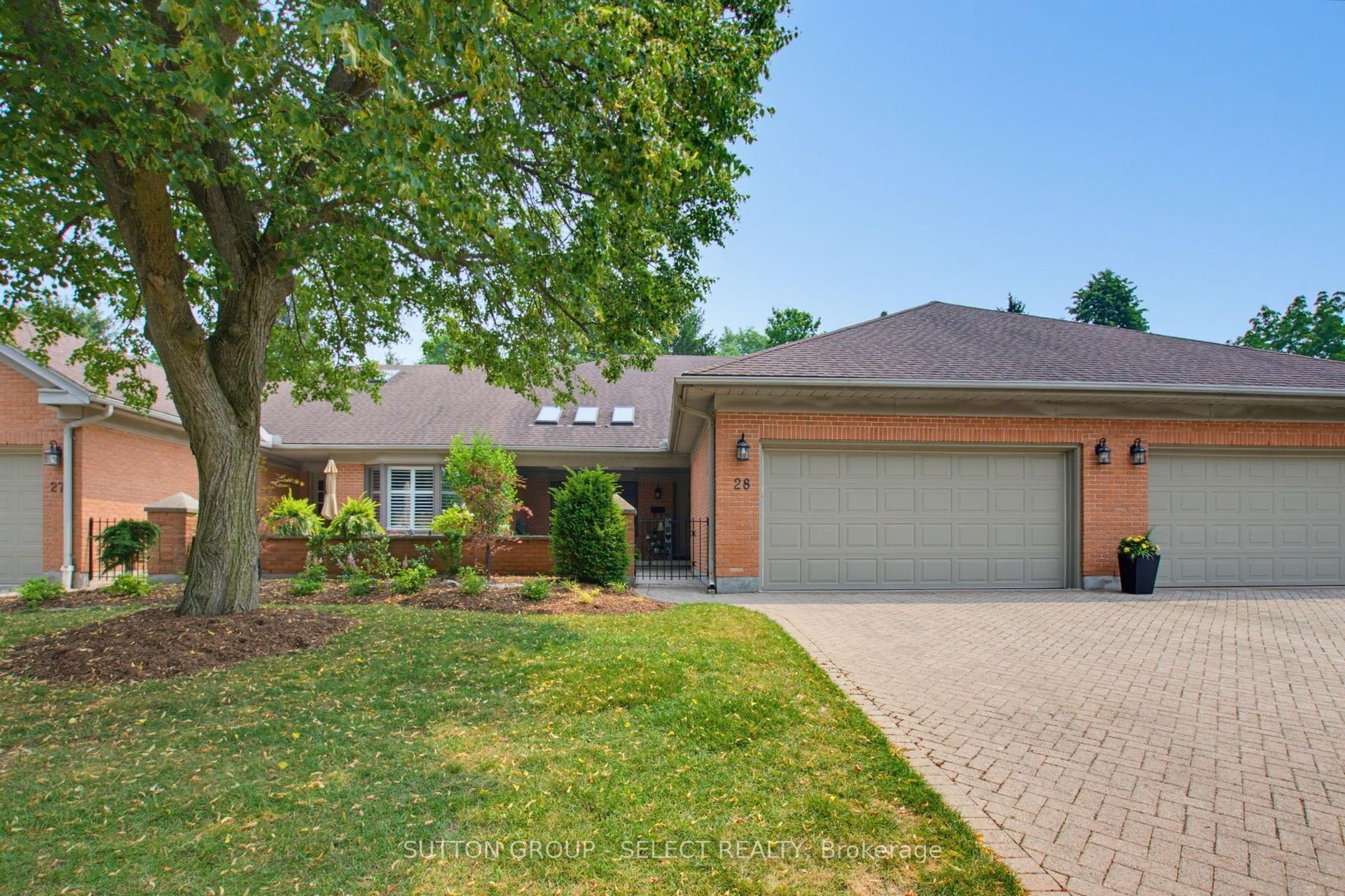 40 Quinella Drive 28 #28, London South — Condo Town for sale, photo 1