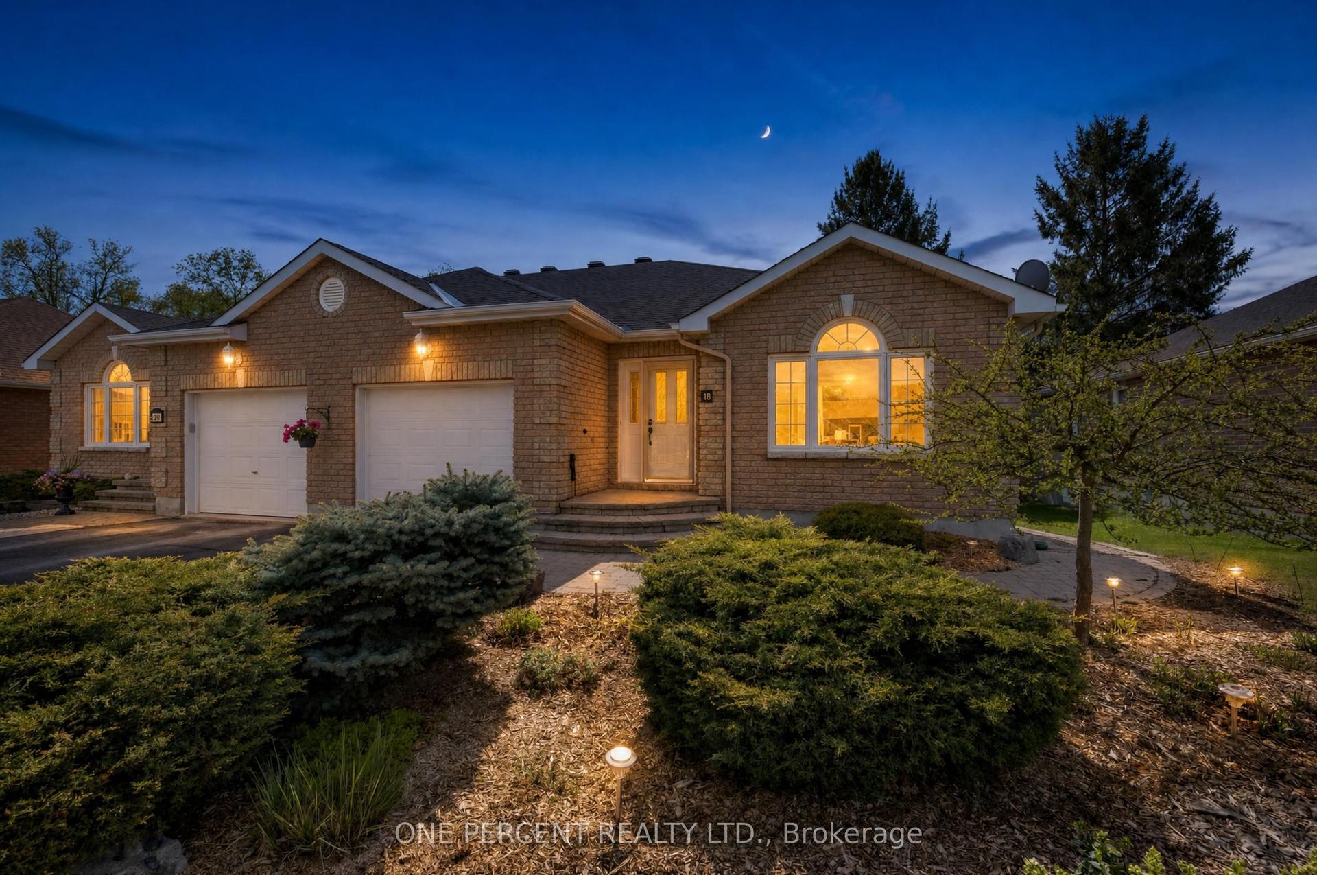 18 Dr Gordon Crescent, North Grenville — Semi-Detached for sale, photo 1