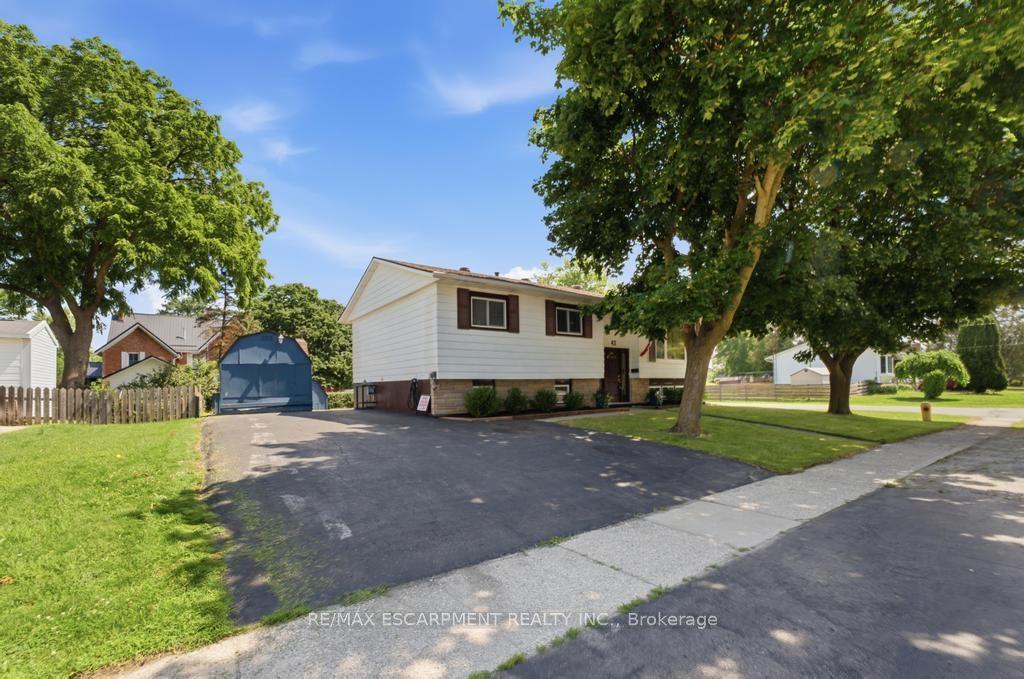 42 Jane Street, Haldimand — Detached for sale, photo 1