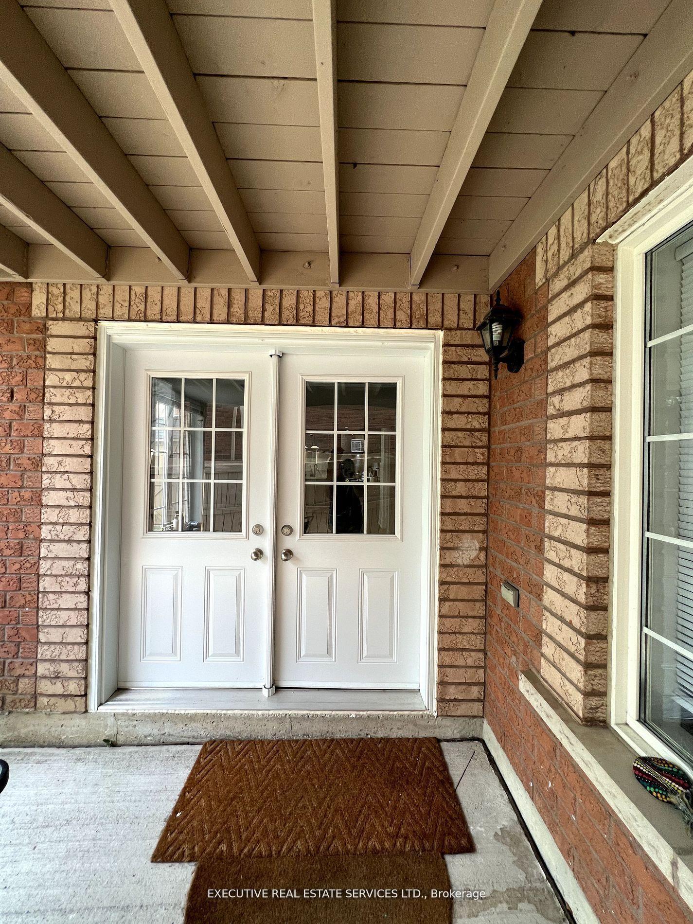39 Stoneylake Avenue Lower #Lower — photo 1