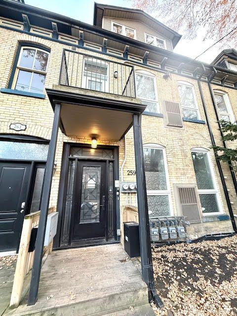 259 Gerrard Street E 2A #2A — photo 1