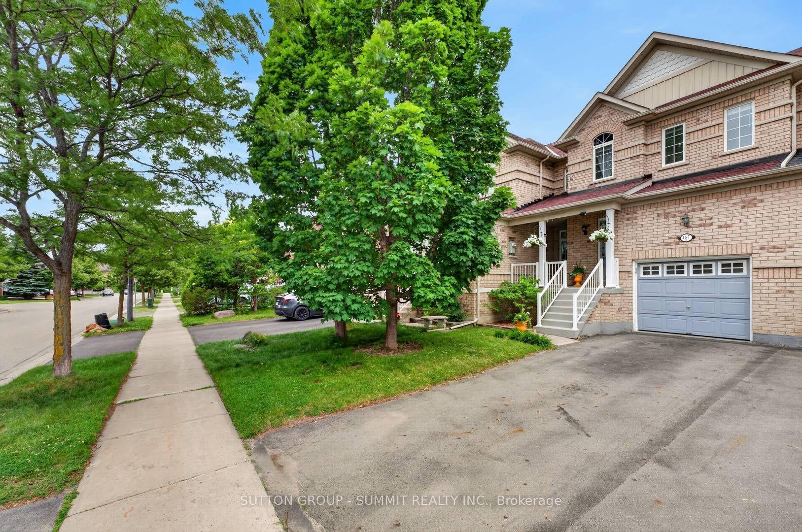 187 Kirkvalley Crescent, Aurora — Townhouse for sale, photo 1