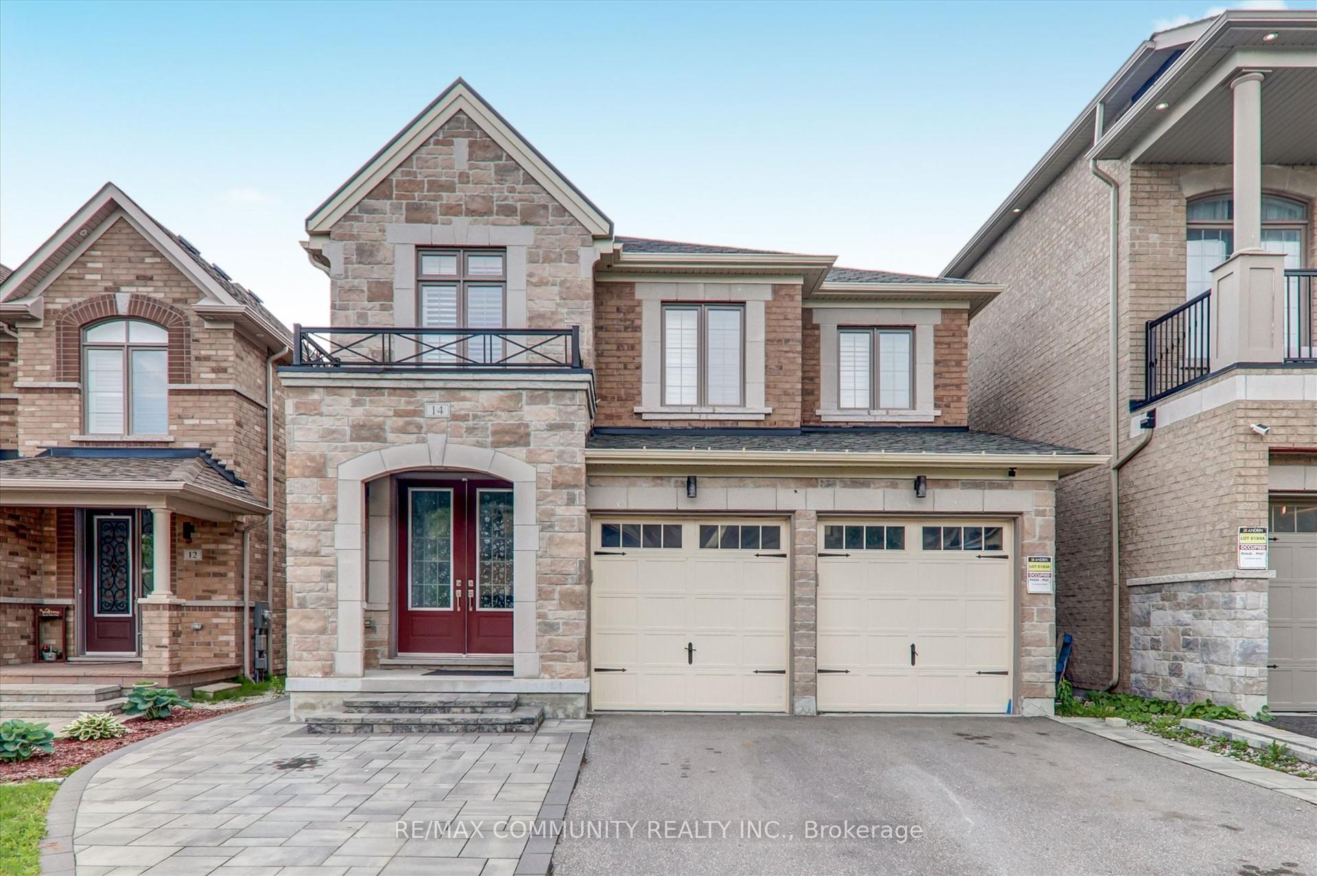 14 Audubon Street, Whitby — Detached for lease, photo 1