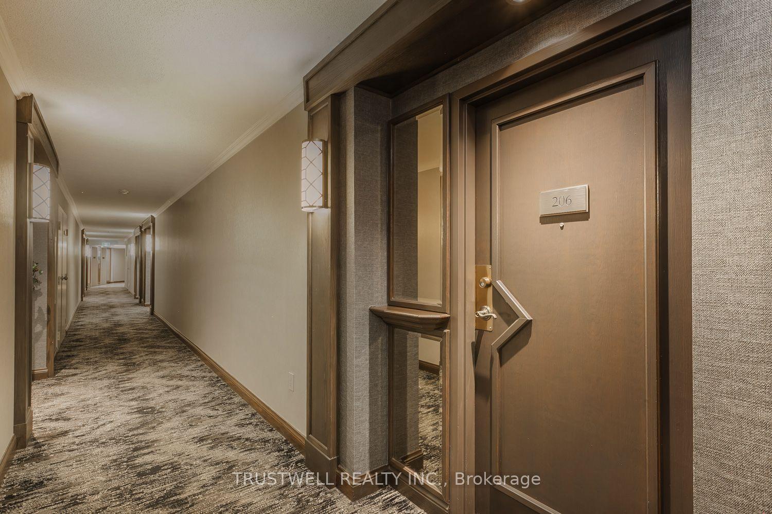 5444 Yonge Street 206 #206, Toronto — Condo for sale, photo 1