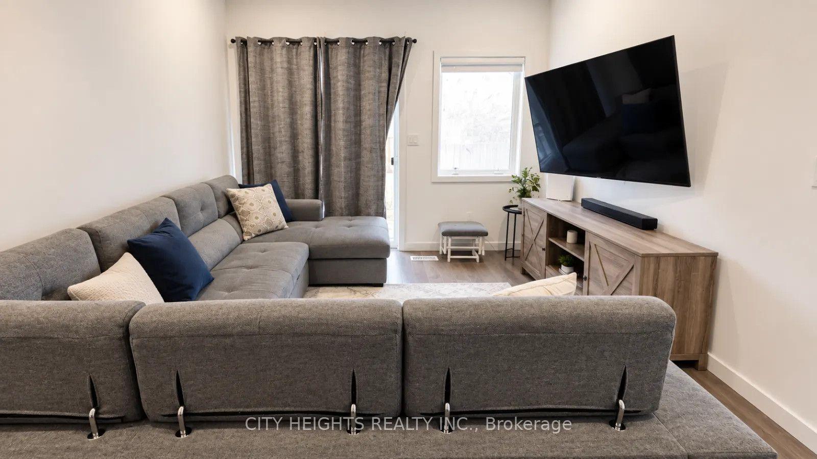 370 Alberta Street #1 ##1, Welland — Townhouse for lease, photo 1
