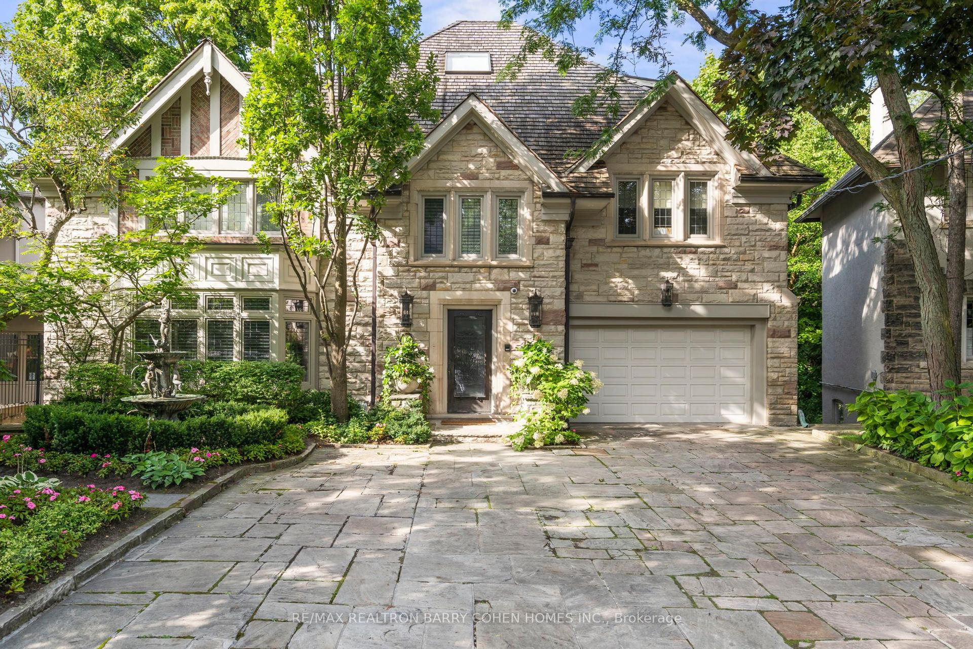 11 Ormsby Crescent — photo 1