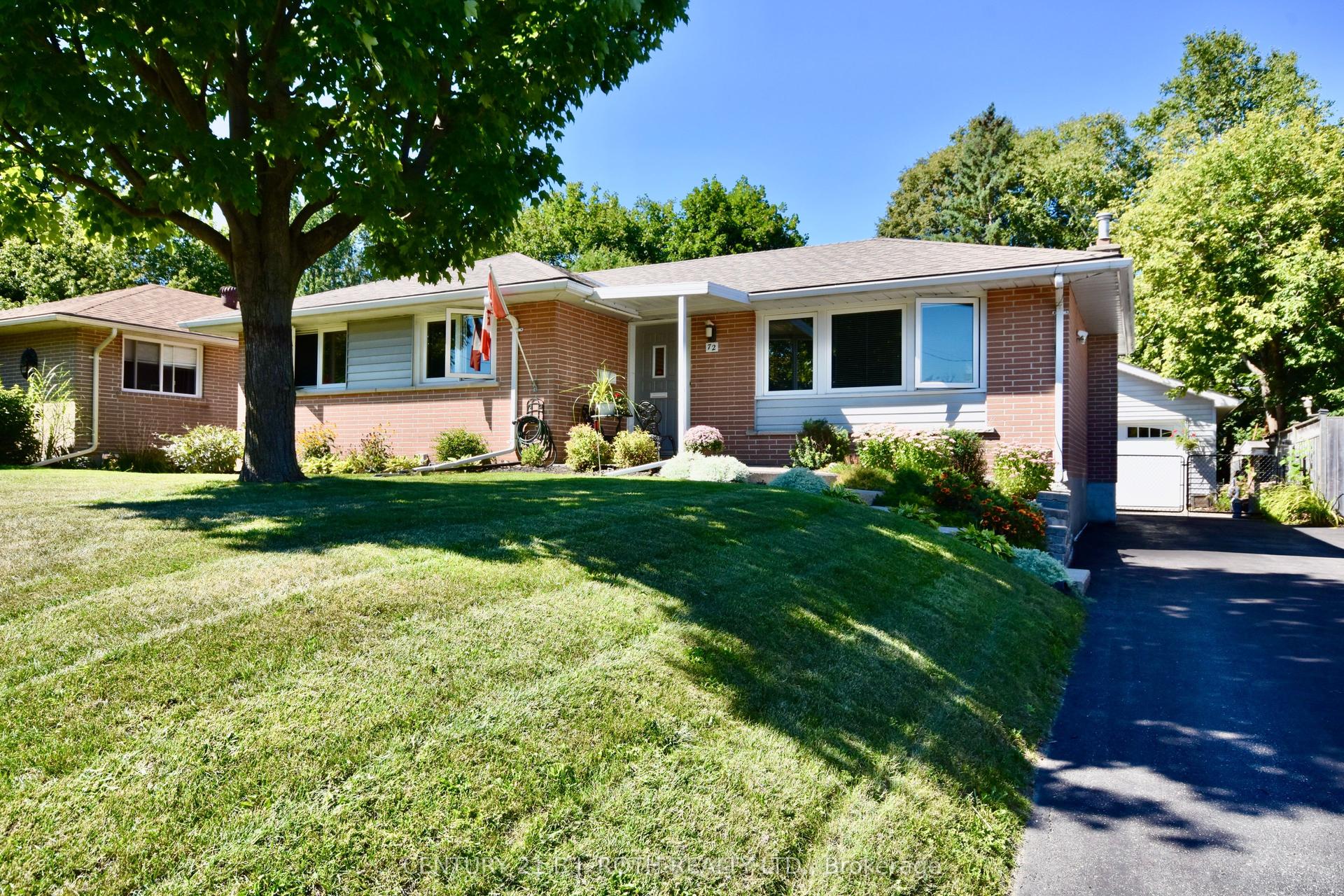 72 ROSE Street — photo 1