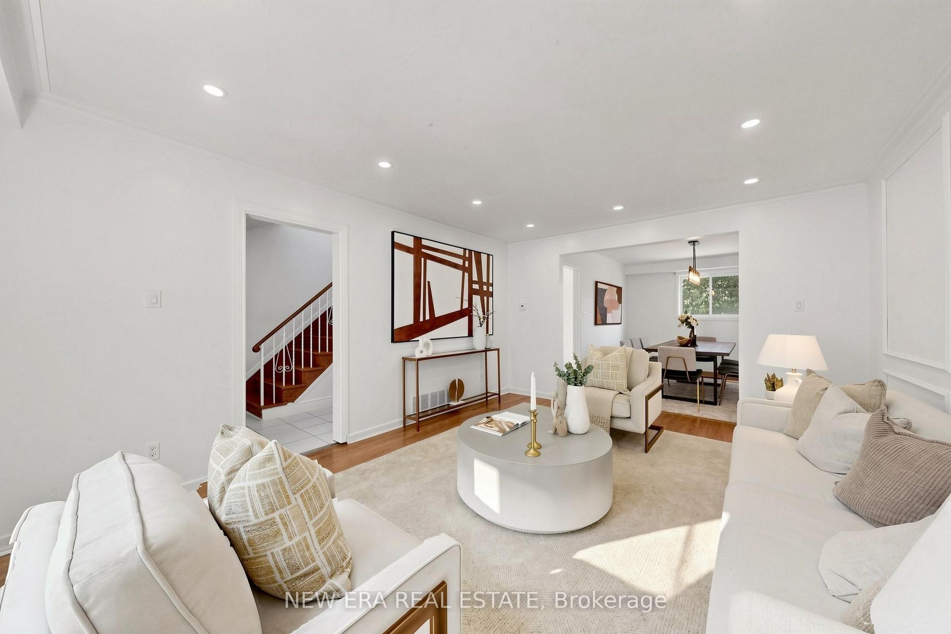 246 Grandravine Drive, Toronto — Semi-Detached for sale, photo 1