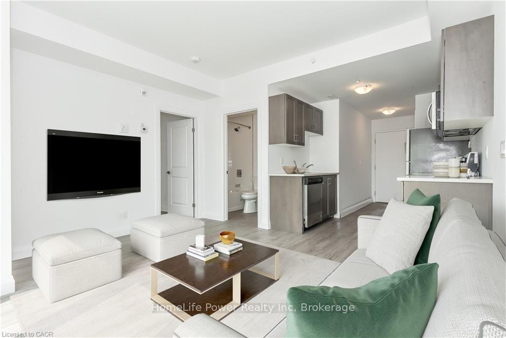 180 Northumberland Street 404 #404, North Dumfries — Multiplex for lease, photo 1