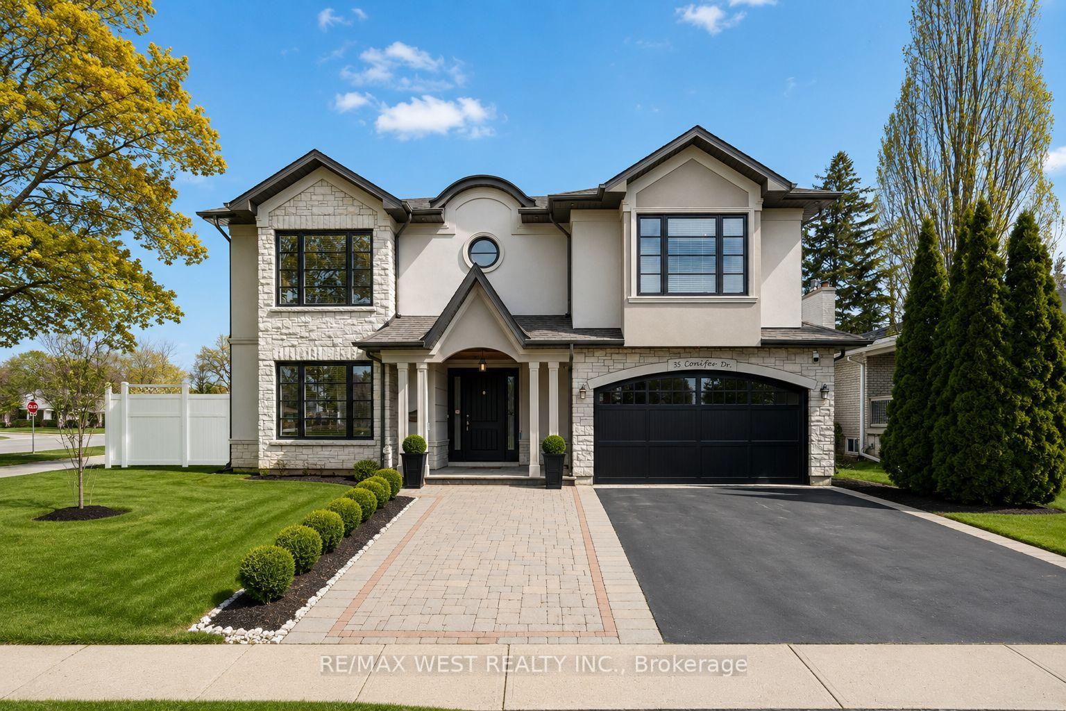 35 Conifer Drive — photo 1