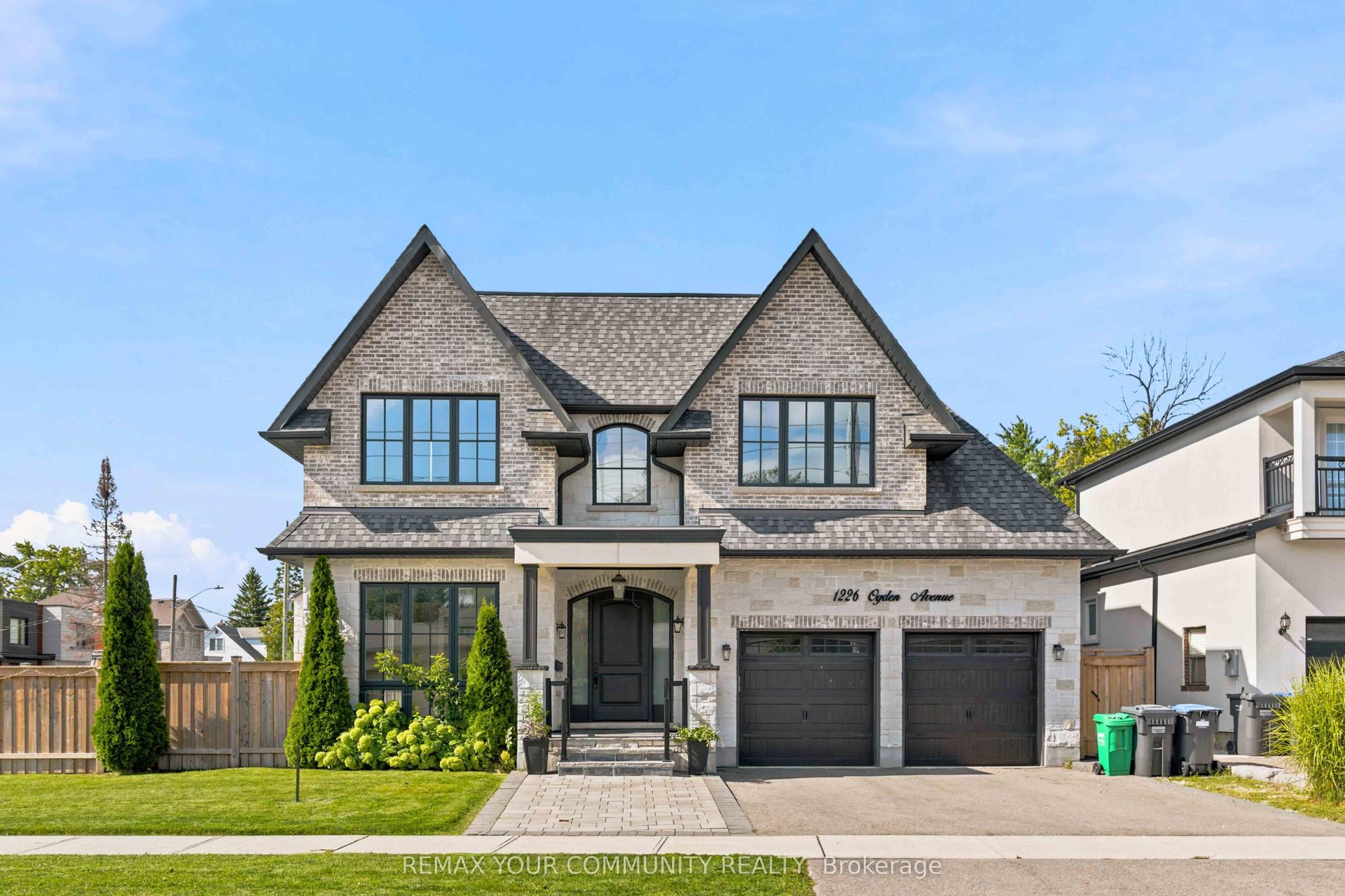 1226 Ogden Avenue, Mississauga — Detached for sale, photo 1