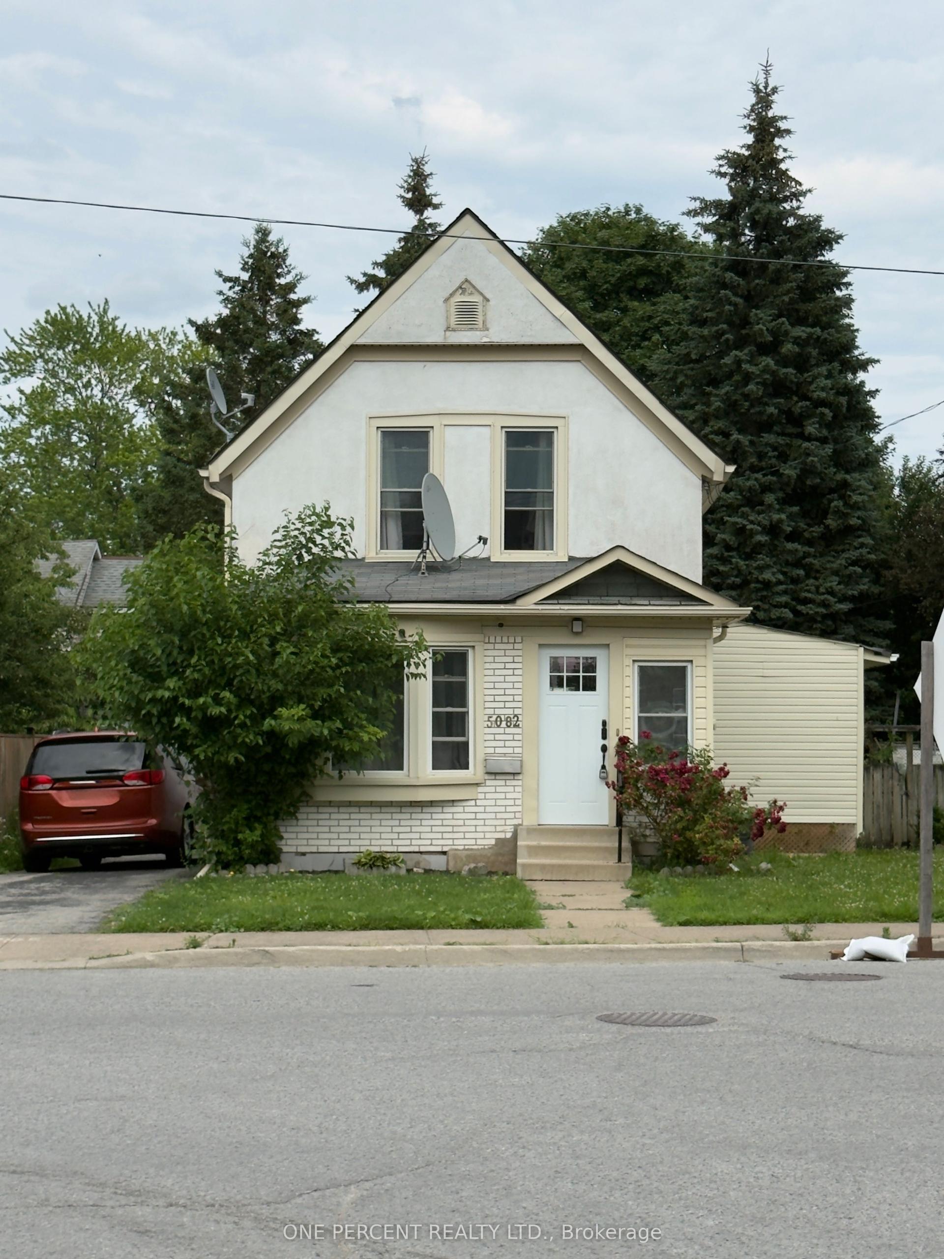 5082 Saint Lawrence Avenue, Niagara Falls — Detached for lease, photo 1