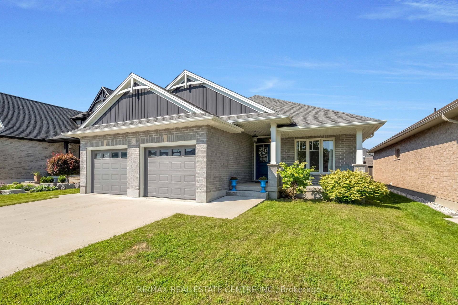 14 St Andrews Drive, St. Thomas — Detached for sale, photo 1