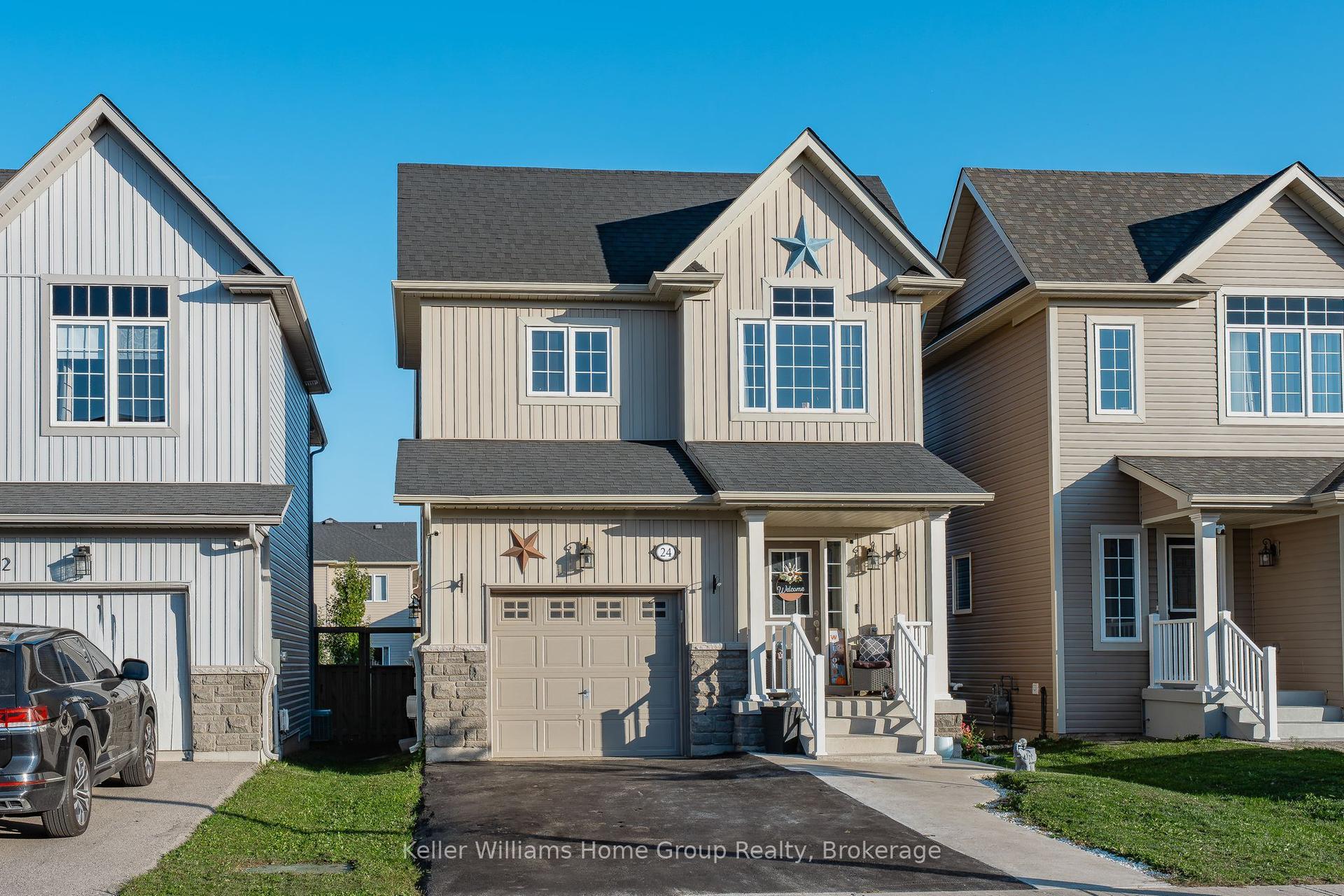 24 Courtney Street — photo 1