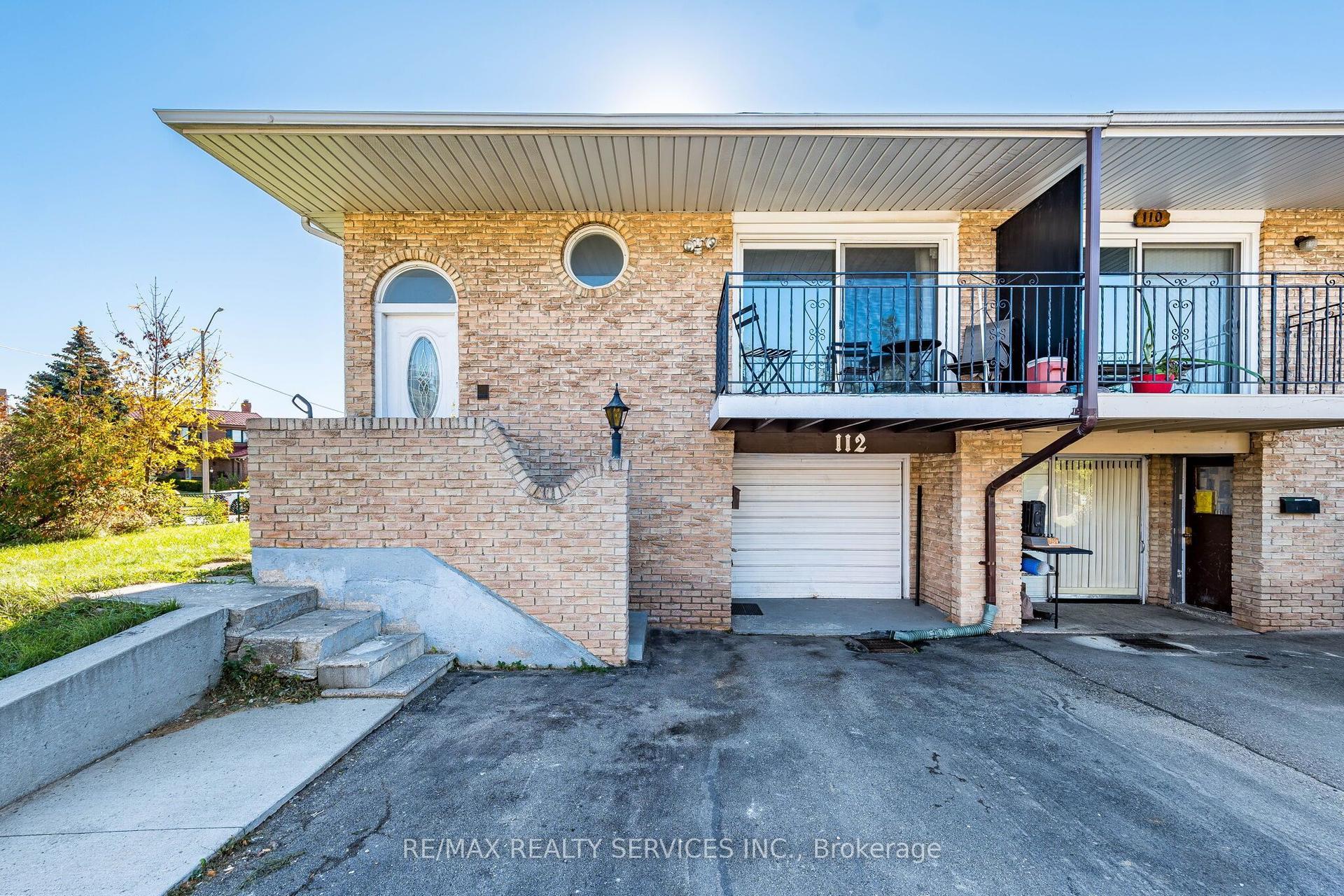 112 Bruce Beer Drive, Brampton — Semi-Detached for sale, photo 1