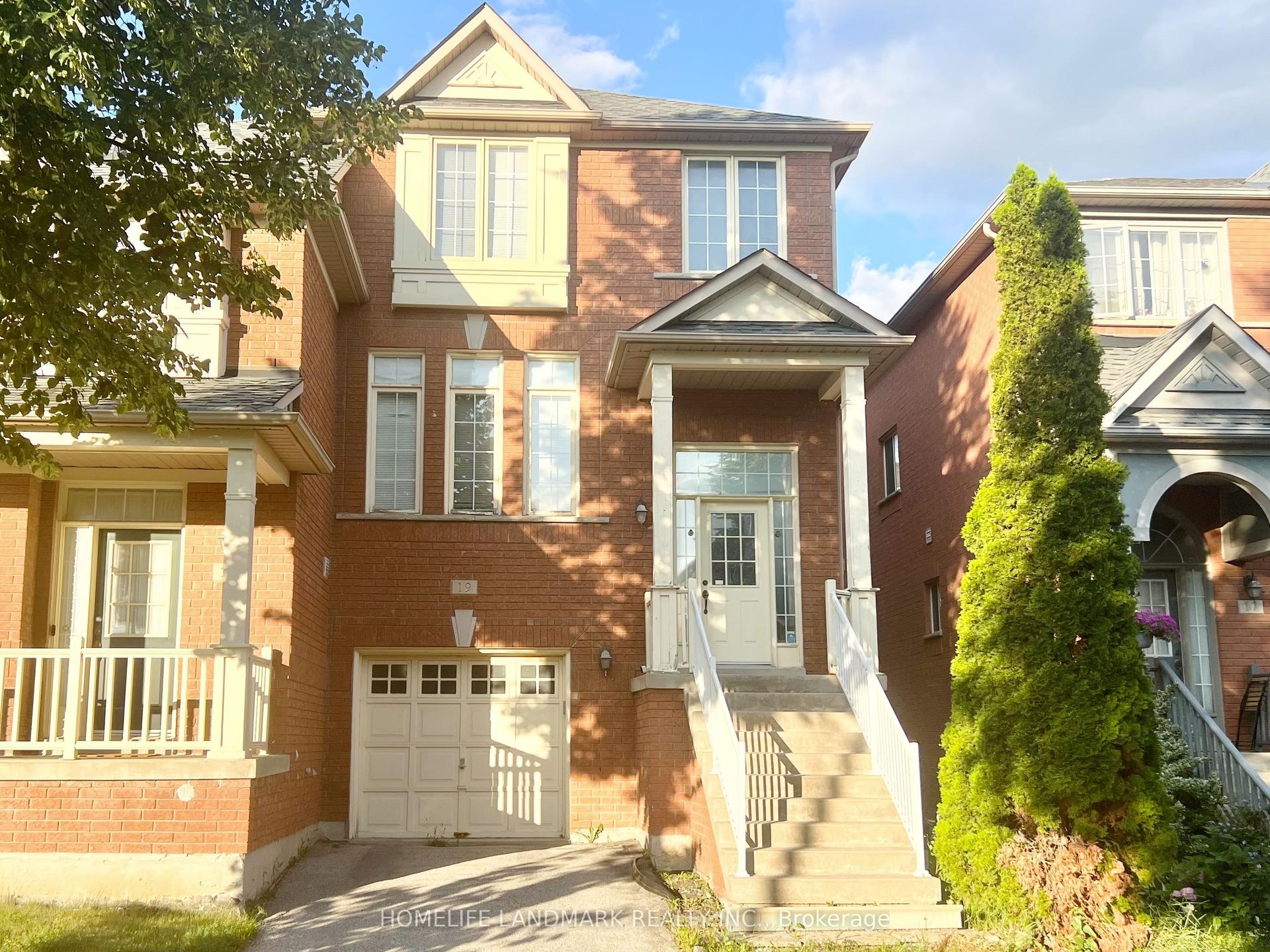 19 Fairlawn Avenue, Markham — Semi-Detached for lease, photo 1