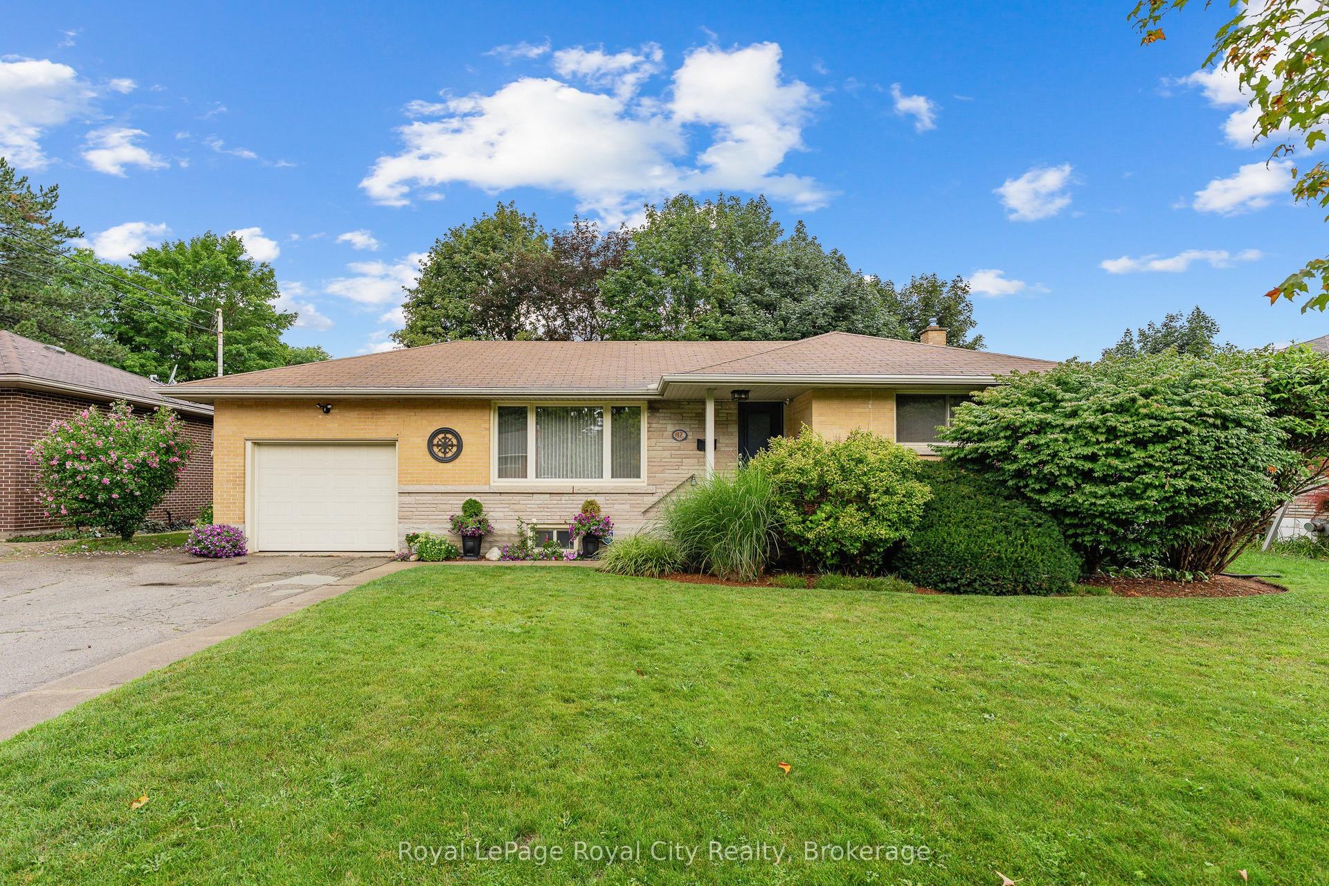 12 Tobey Avenue, Guelph — Detached for sale, photo 1
