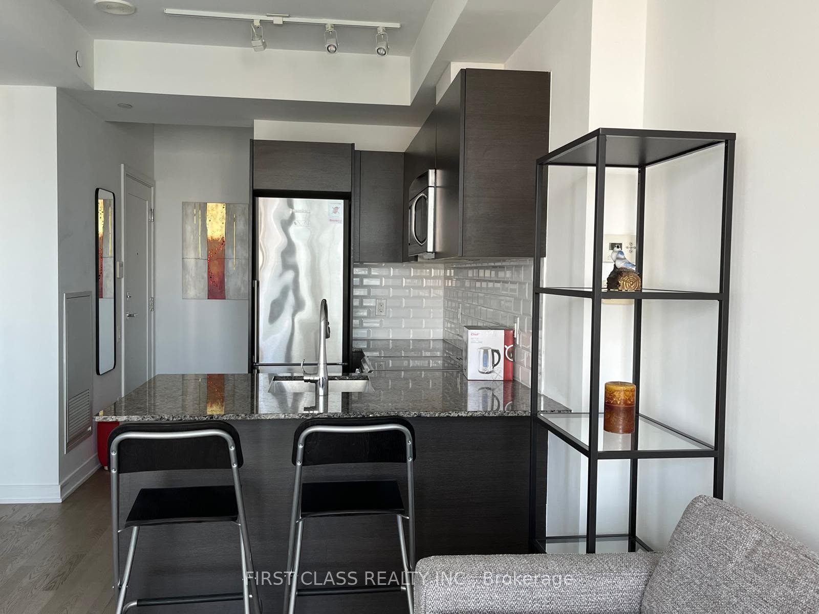57 St Joseph Street 2208 #2208, Toronto — Condo for lease, photo 1