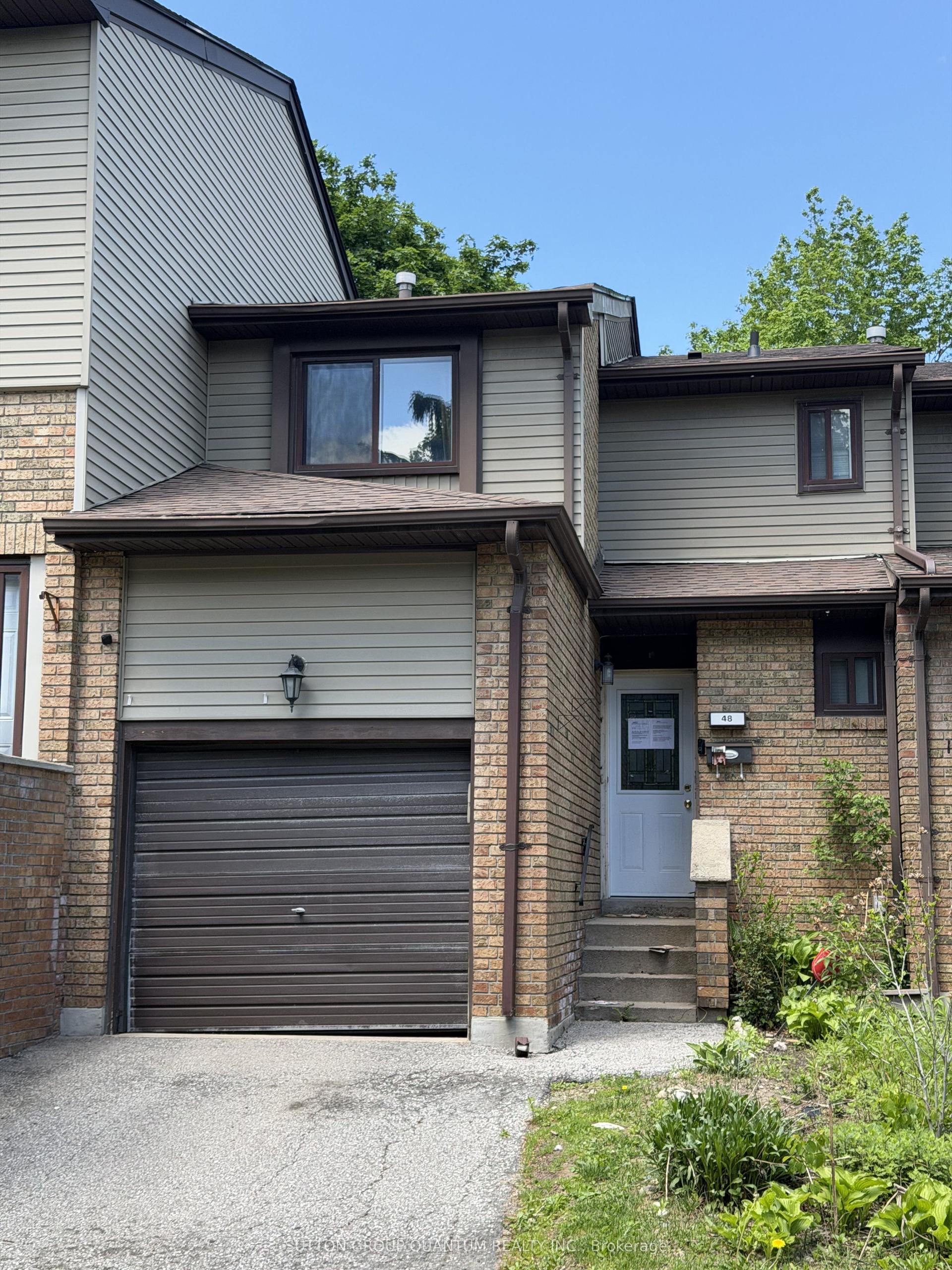 48 Carleton Place S — photo 1