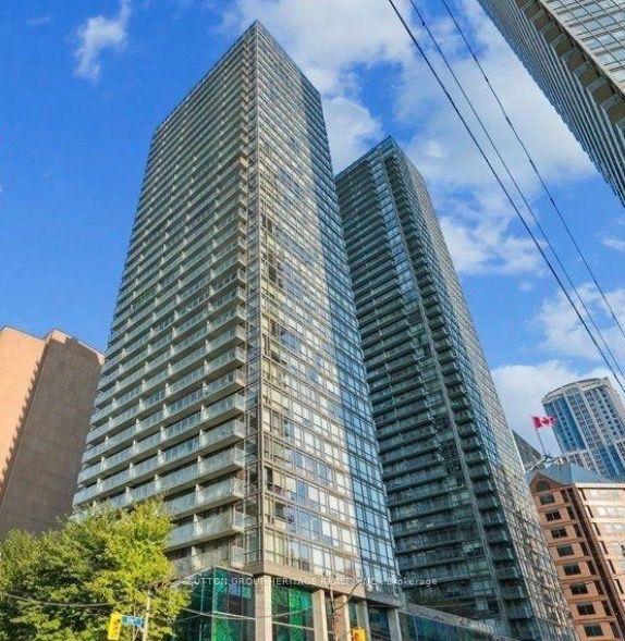 37 Grosvenor Street 610 #610 — photo 1