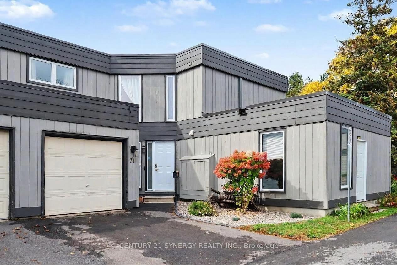71 Compata Way, Blackburn Hamlet — Condo Town for sale, photo 1