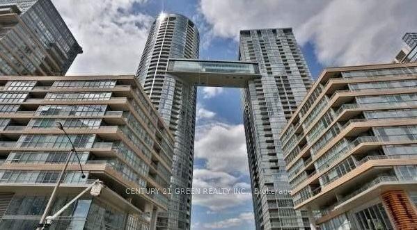 15 Iceboat Terrace 2308 #2308, Toronto — Condo for lease, photo 1
