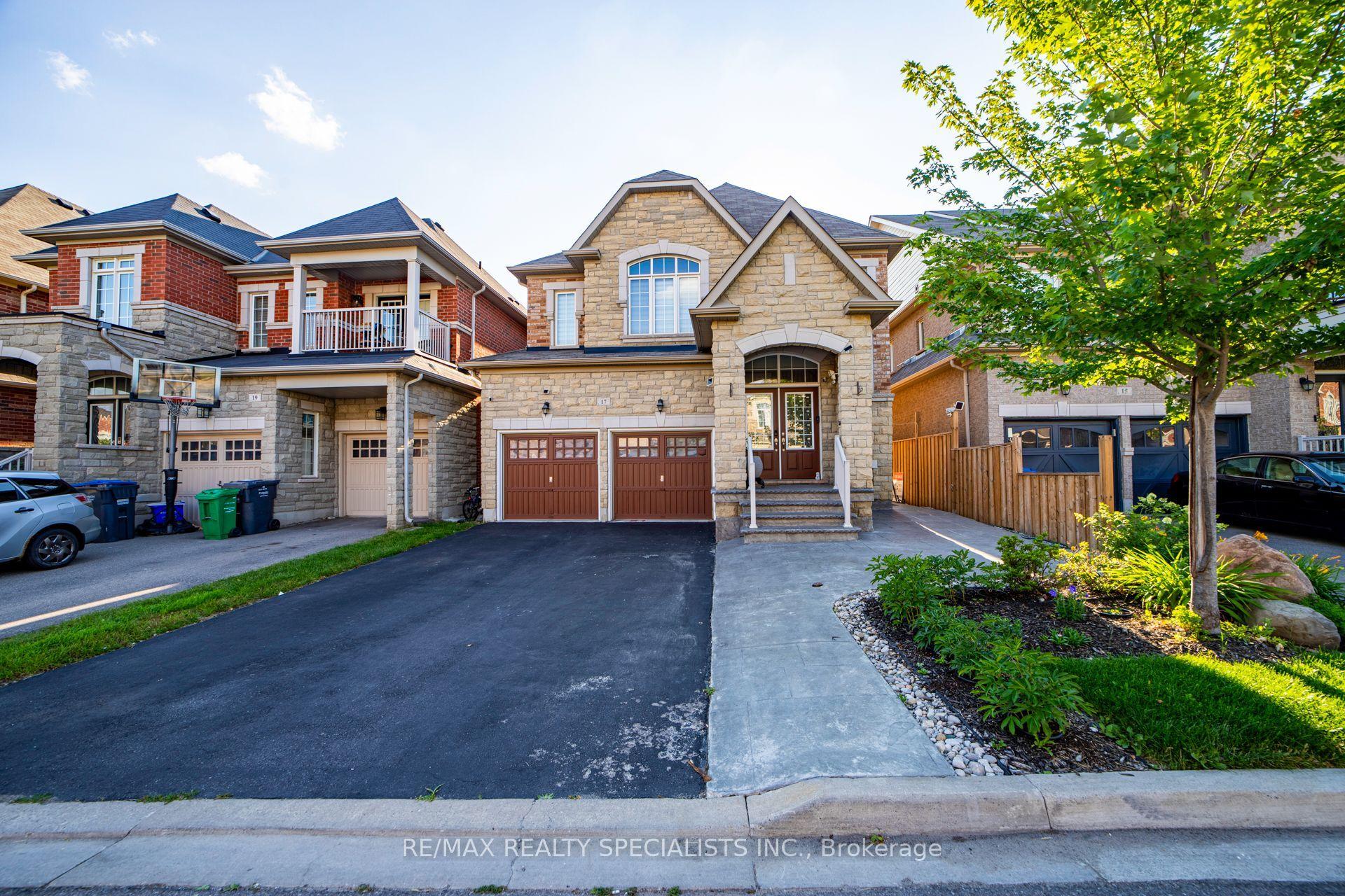17 Tysonville Circle, Brampton — Detached for sale, photo 1