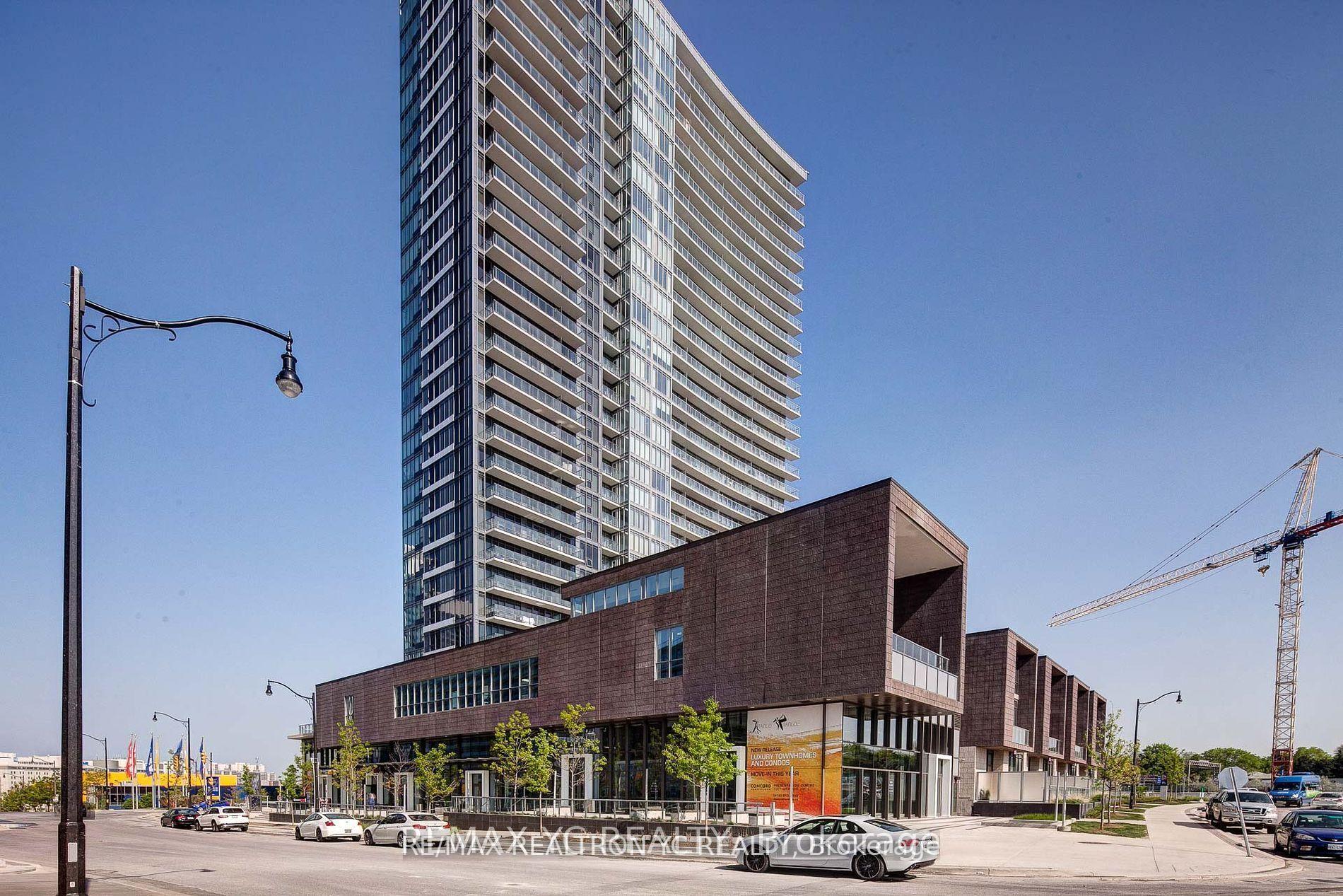 121 Mcmahon Drive 710 #710, Toronto — Condo for lease, photo 1