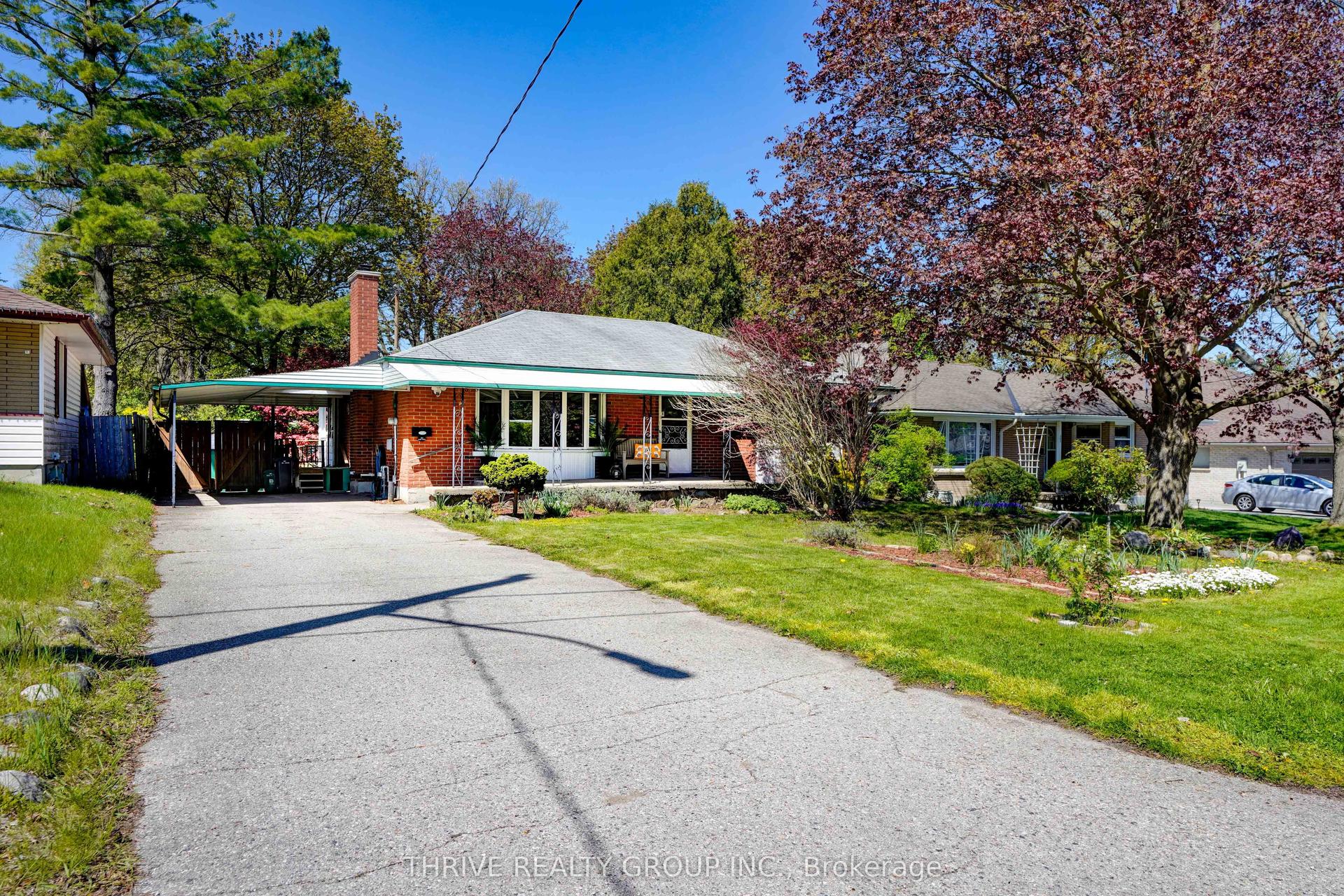 363 Brock Street — photo 1