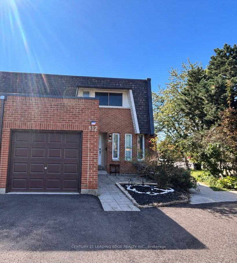 112 Deacon Lane, Ajax — Condo Town for sale, photo 1