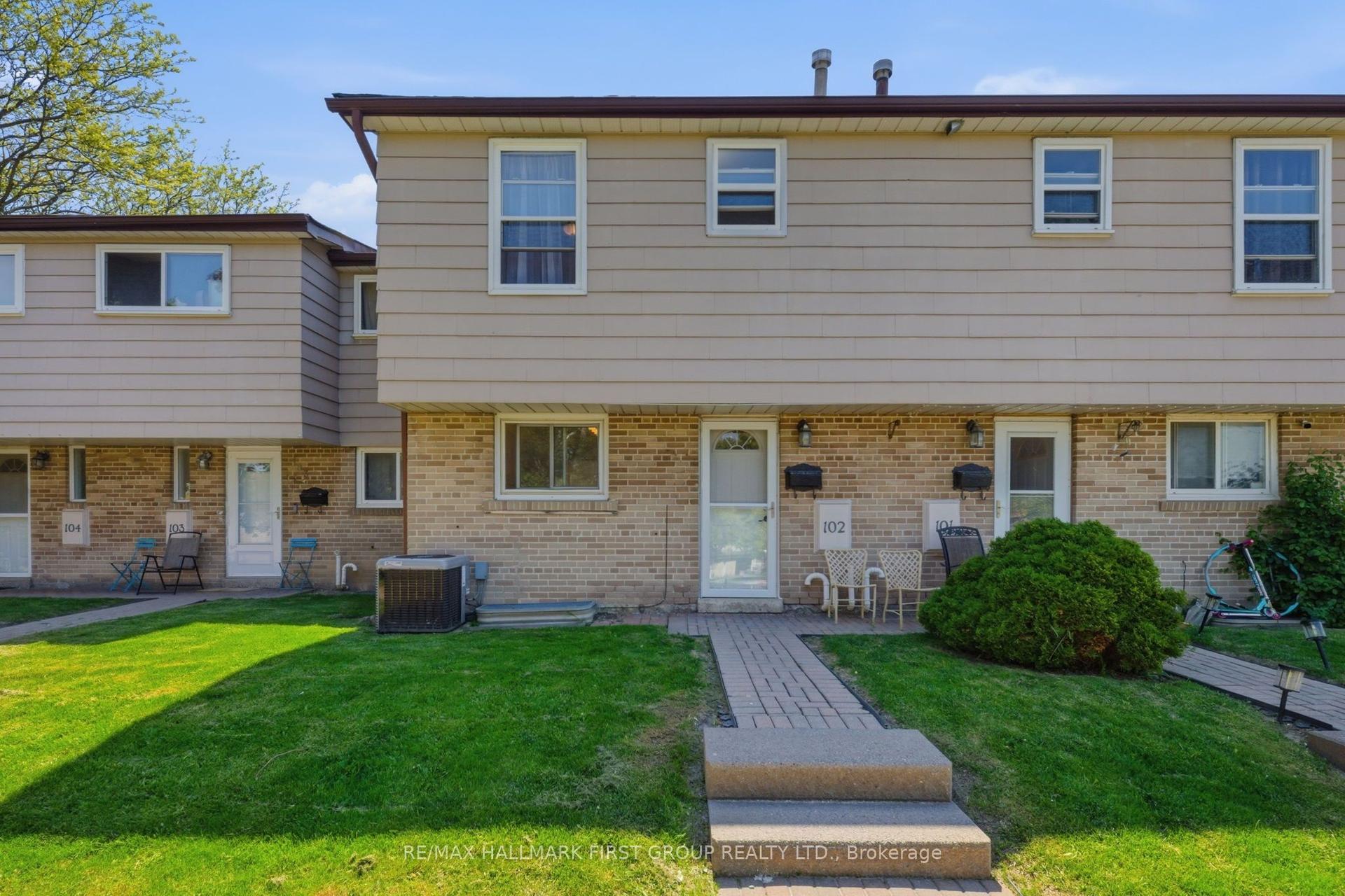 925 Bayly Street 102 #102 — photo 1