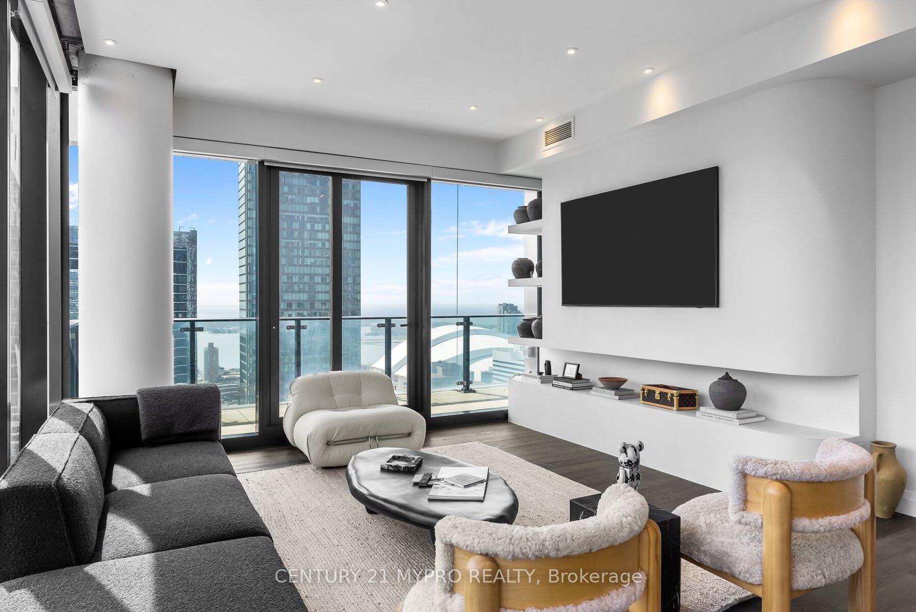 224 King Street W 3603 #3603, Toronto — Condo for lease, photo 1
