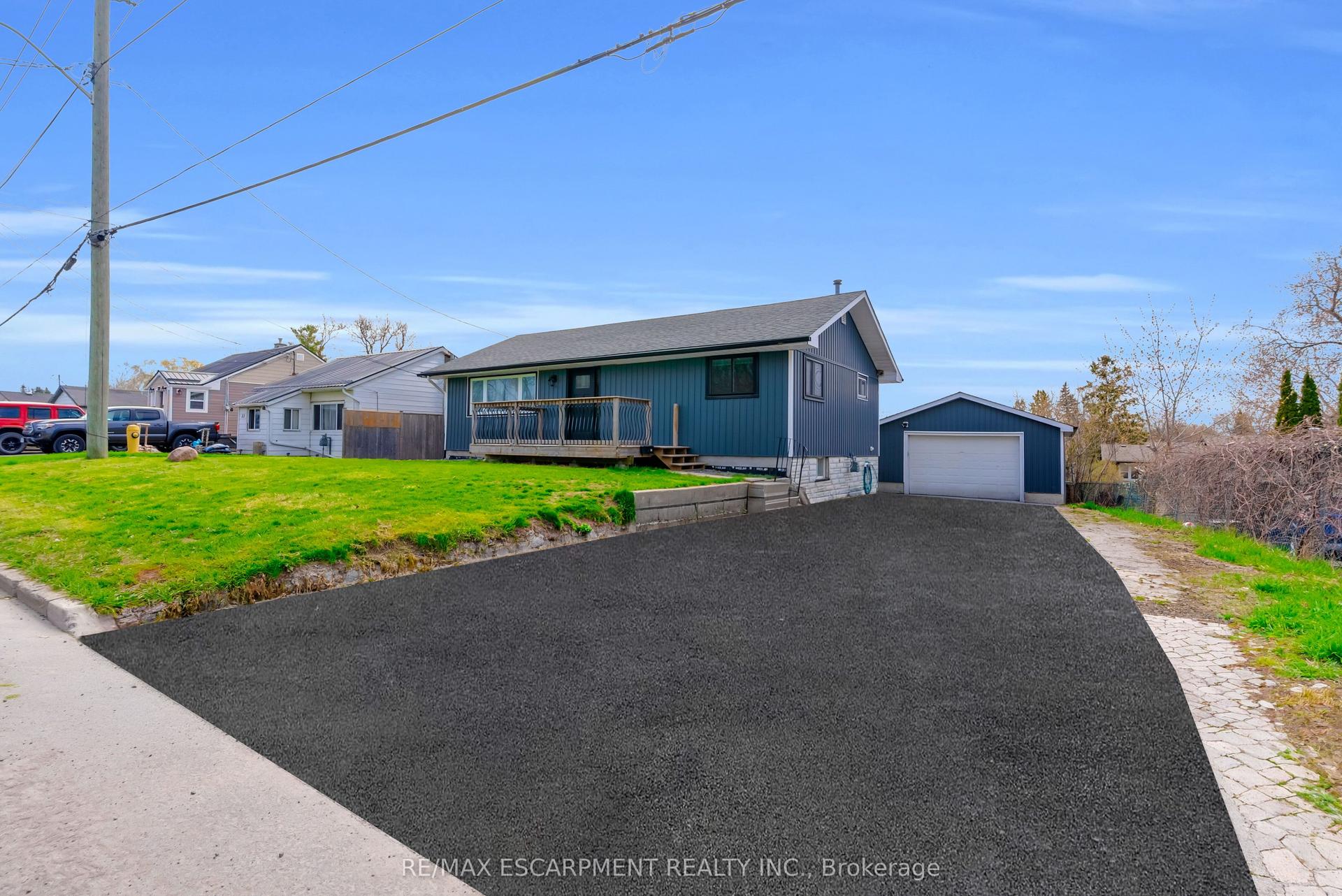 21 Kidd Avenue — photo 1