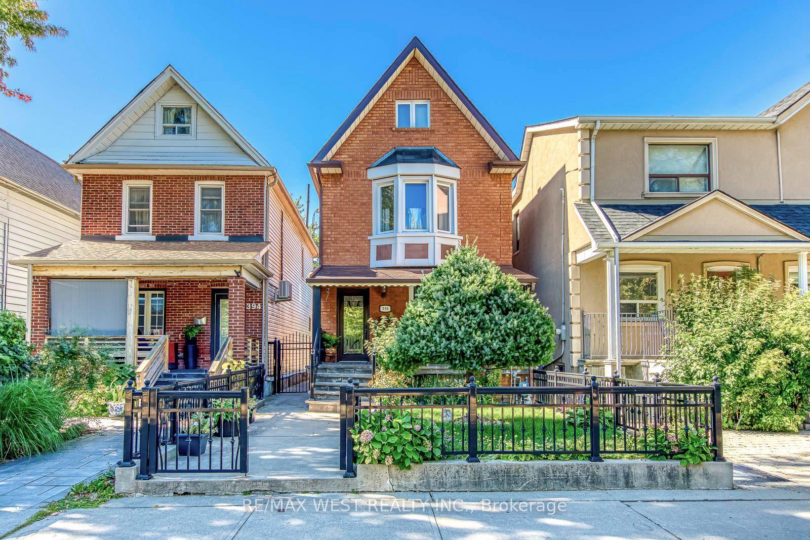 369 Bartlett Avenue N, Toronto — Detached for sale, photo 1