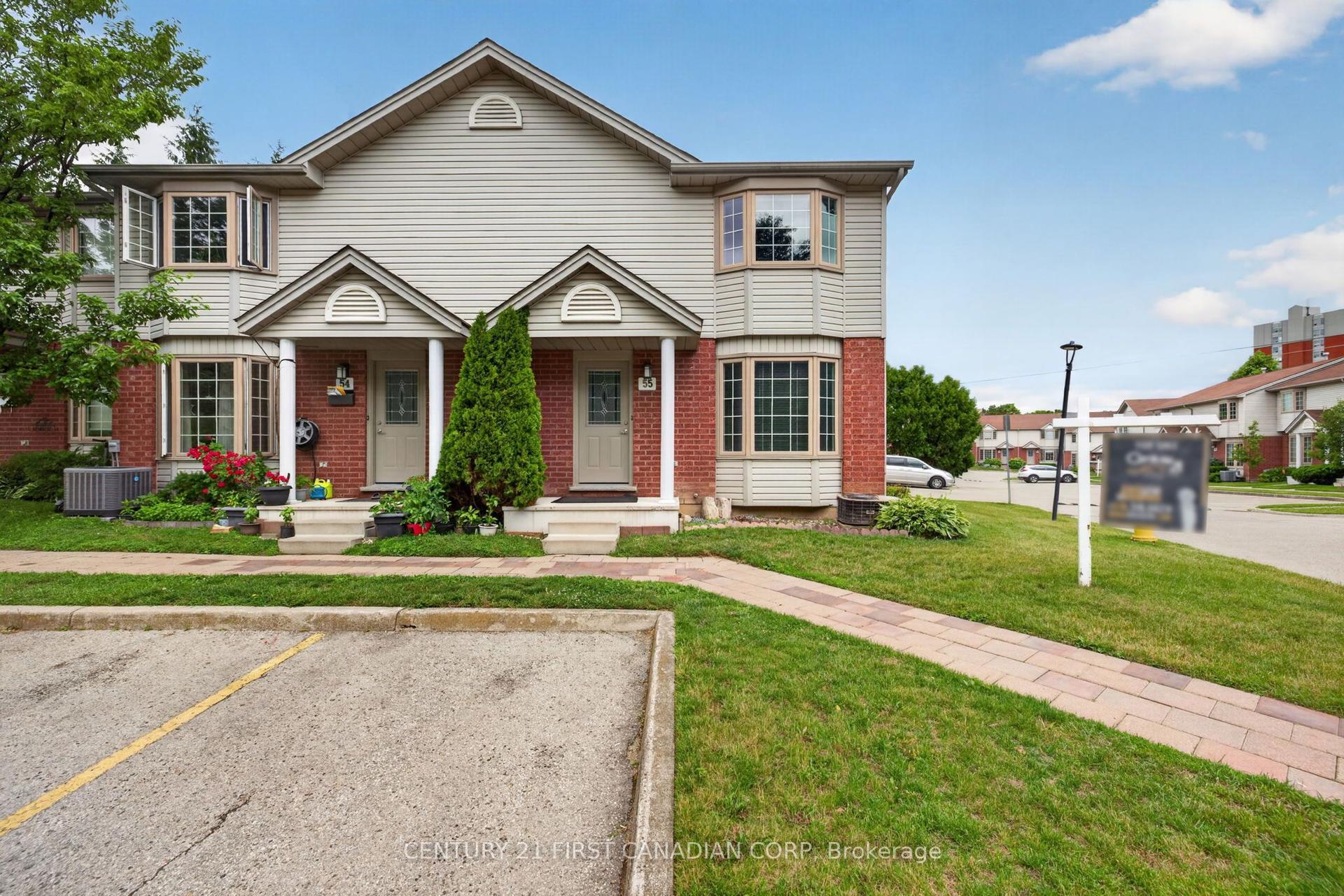 70 Chapman Court 55 #55, London North — Condo Town for sale, photo 1