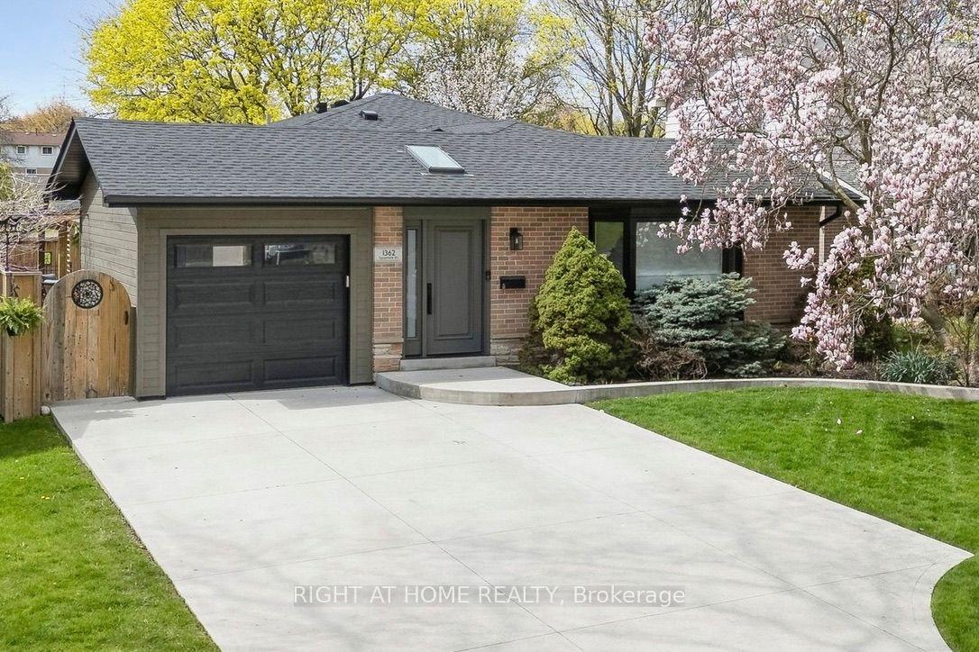 1362 Sycamore Drive — photo 1