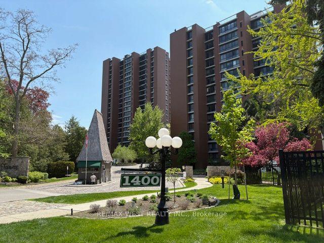 1400 Dixie Road 604 #604 — photo 1