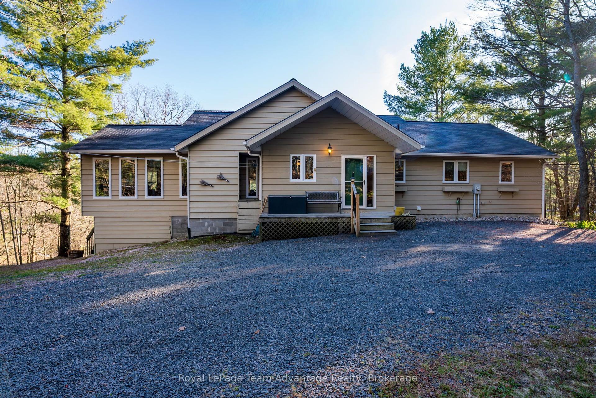 68 Shebeshekong Road S — photo 1