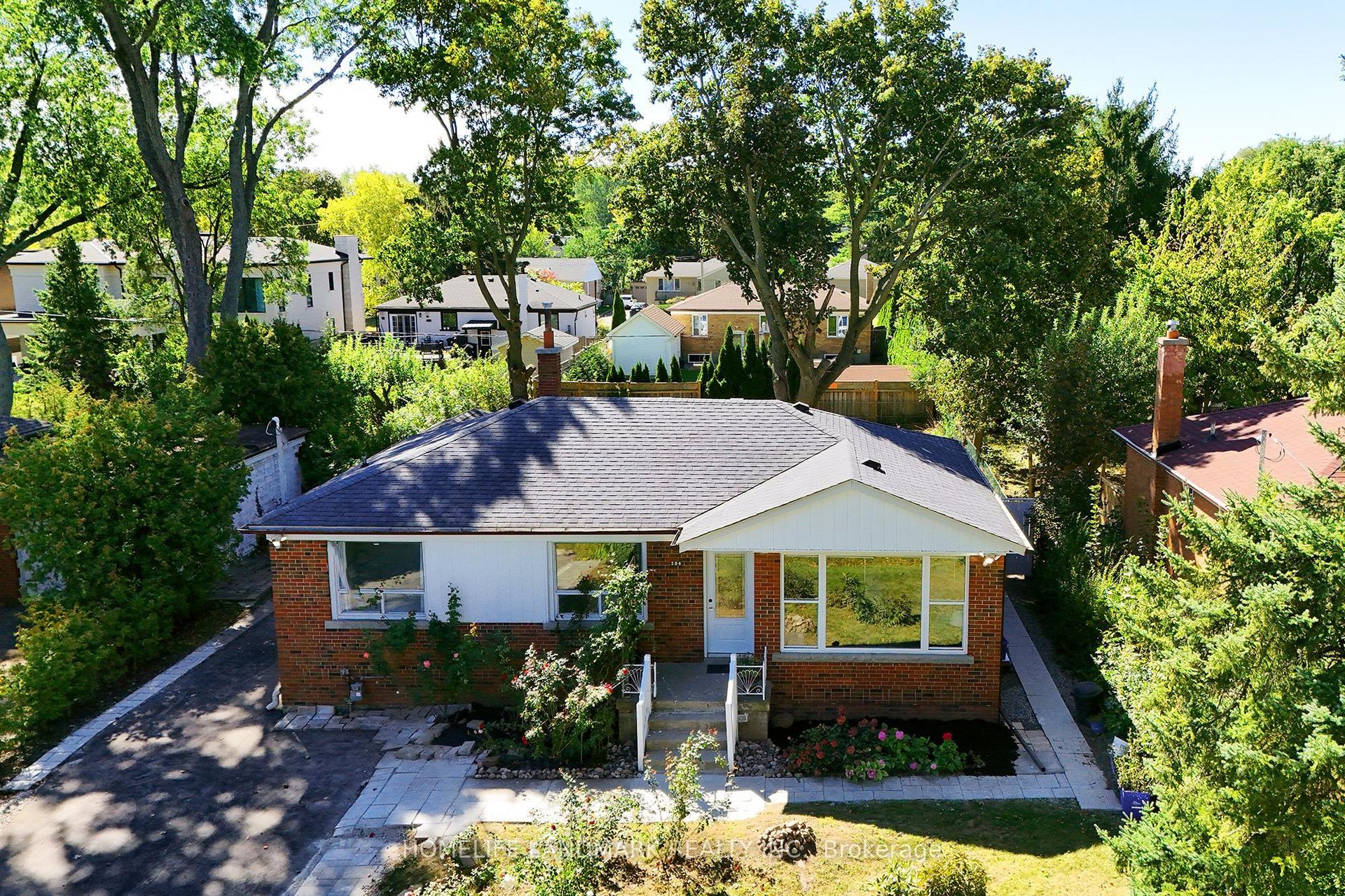 236 Southview Road, Oakville — Detached for sale, photo 1