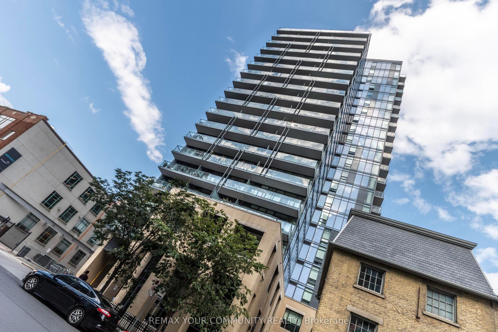 105 George Street 1210 #1210, Toronto — Condo for lease, photo 1