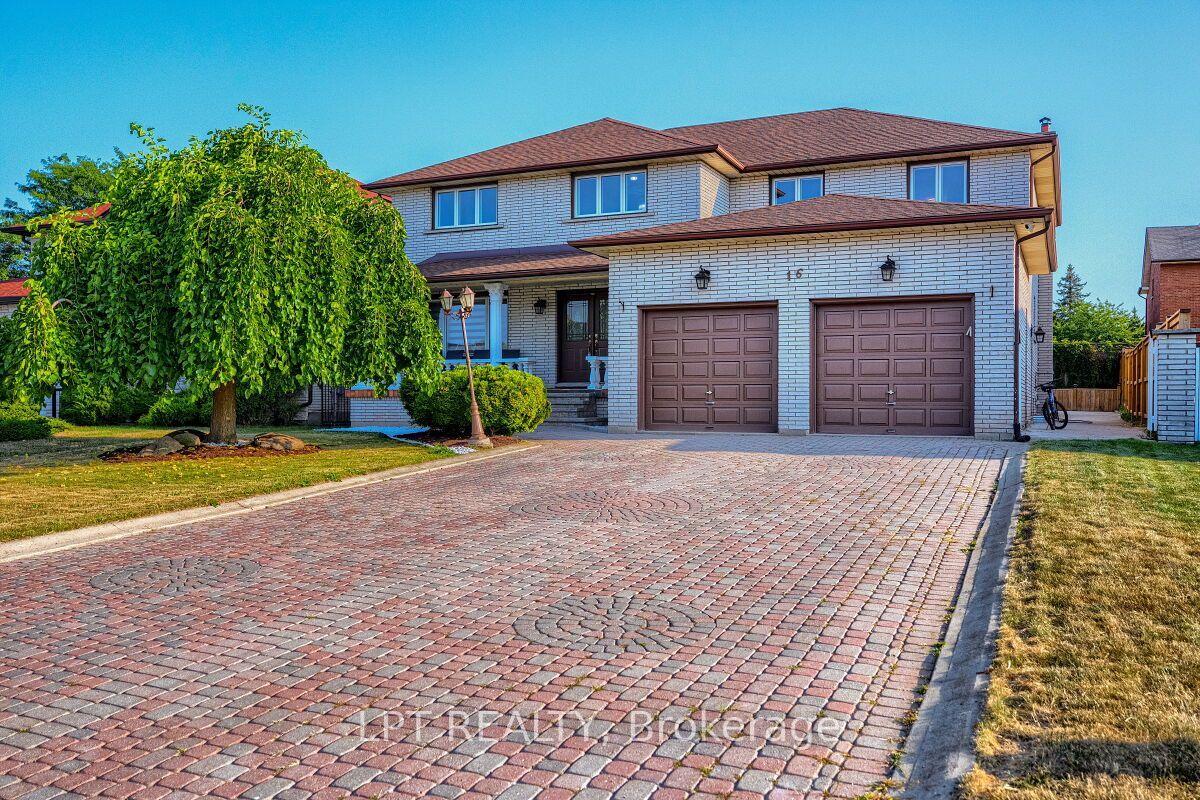 16 Vogue Court, Hamilton — Detached for sale, photo 1