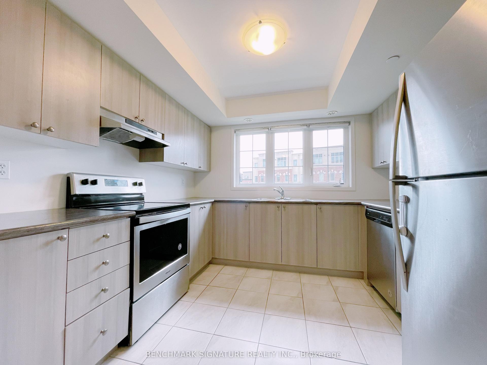 143 Giboulee Path, Oshawa — Townhouse for lease, photo 1